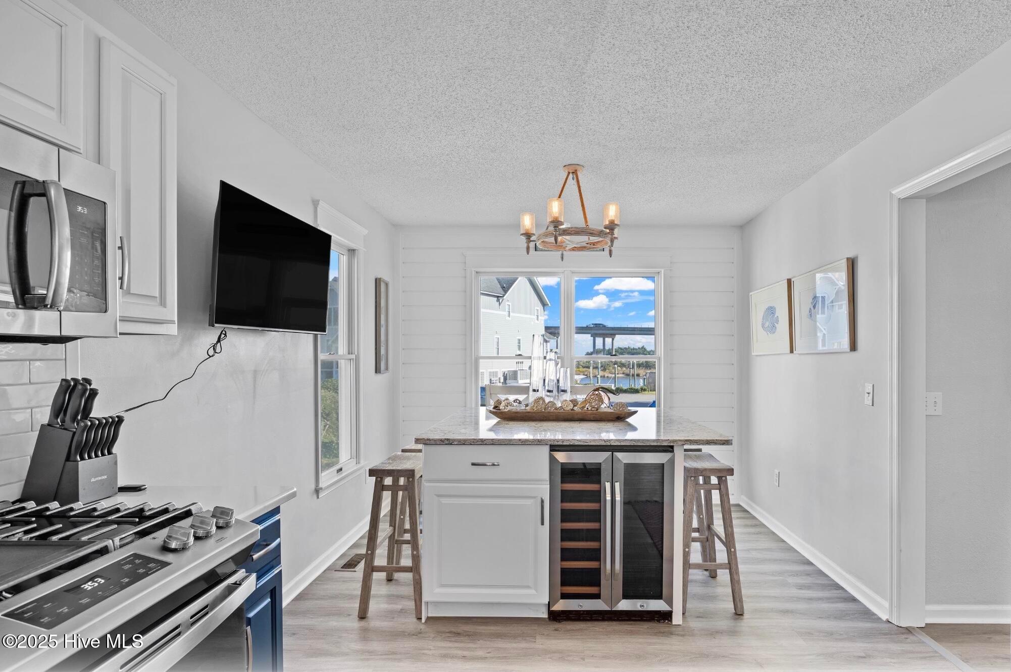 Manteo, North Carolina, 27954, United States, 3 Bedrooms Bedrooms, ,3 BathroomsBathrooms,Residential,For Sale,1900886