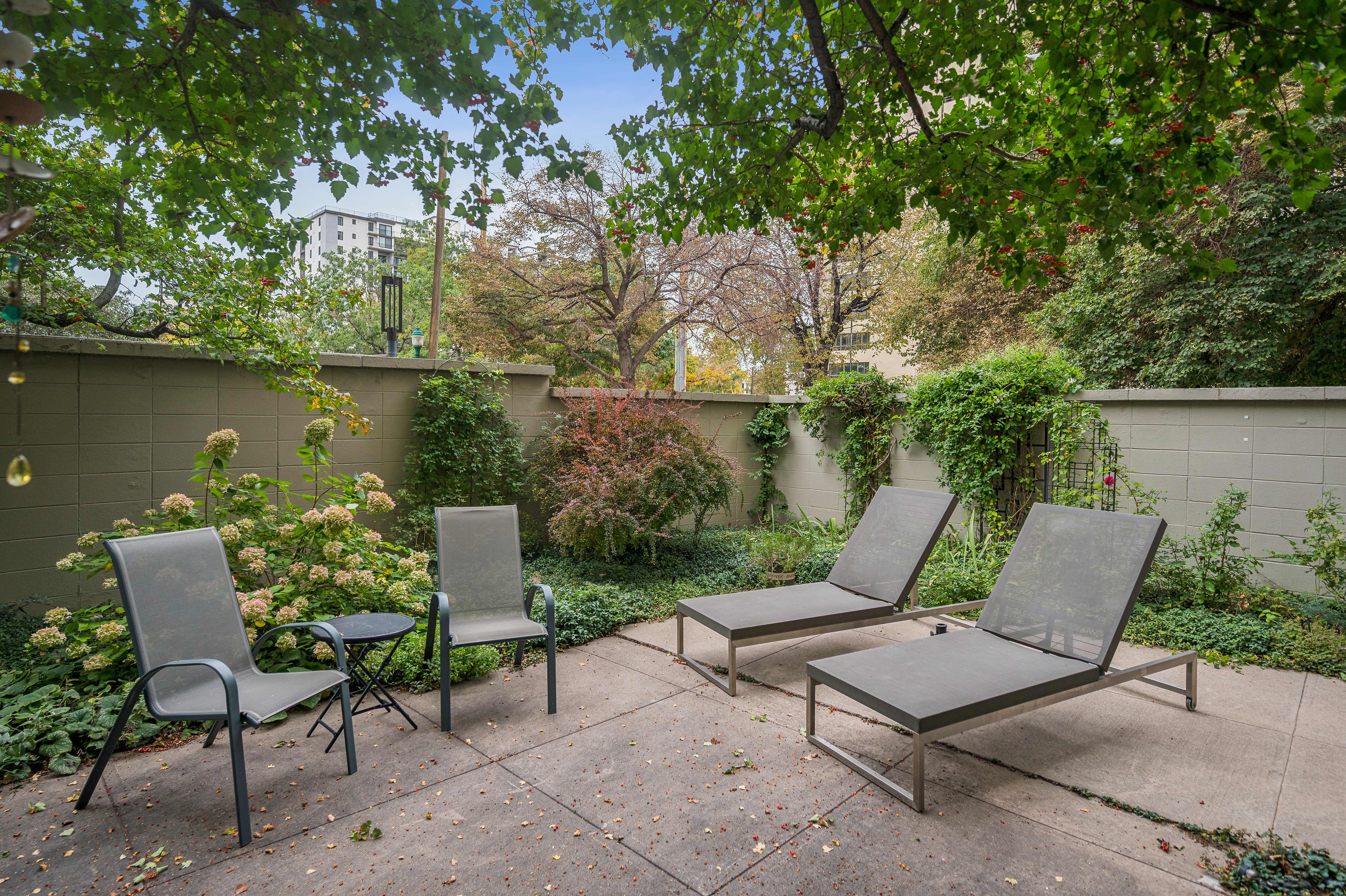  Stunning Mountain Views, Prime Loation & Unmatched Amenities - 物件實景