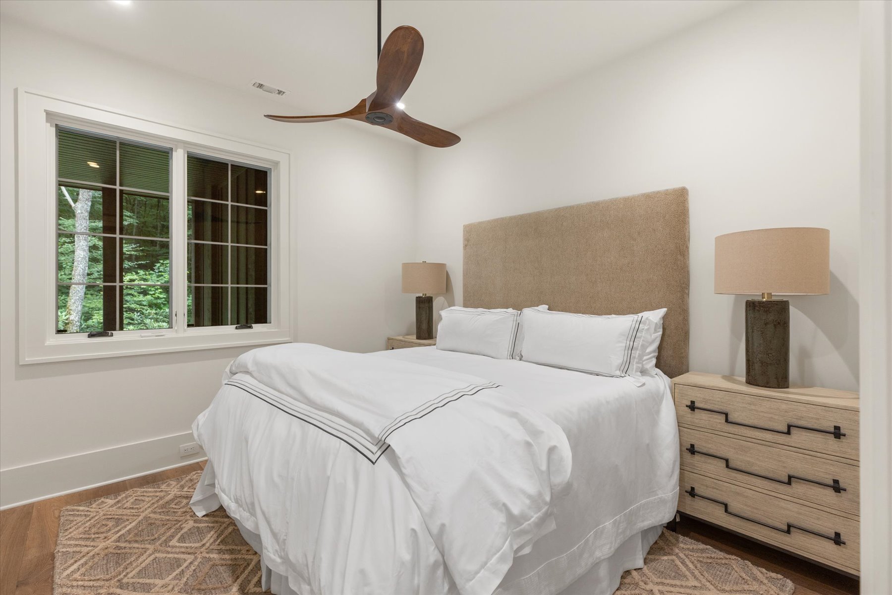  502 Birchwood Drive Unit B-1 Highlands - 物件實景