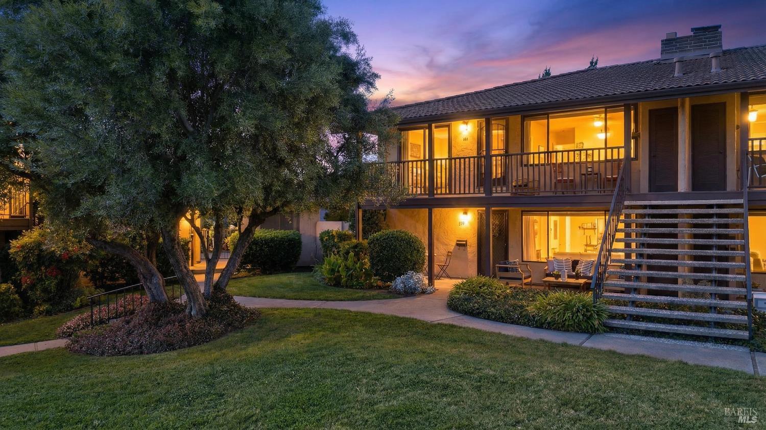 Sonoma, California, 95476, United States, 2 Bedrooms Bedrooms, ,2 BathroomsBathrooms,Residential,For Sale,2015978