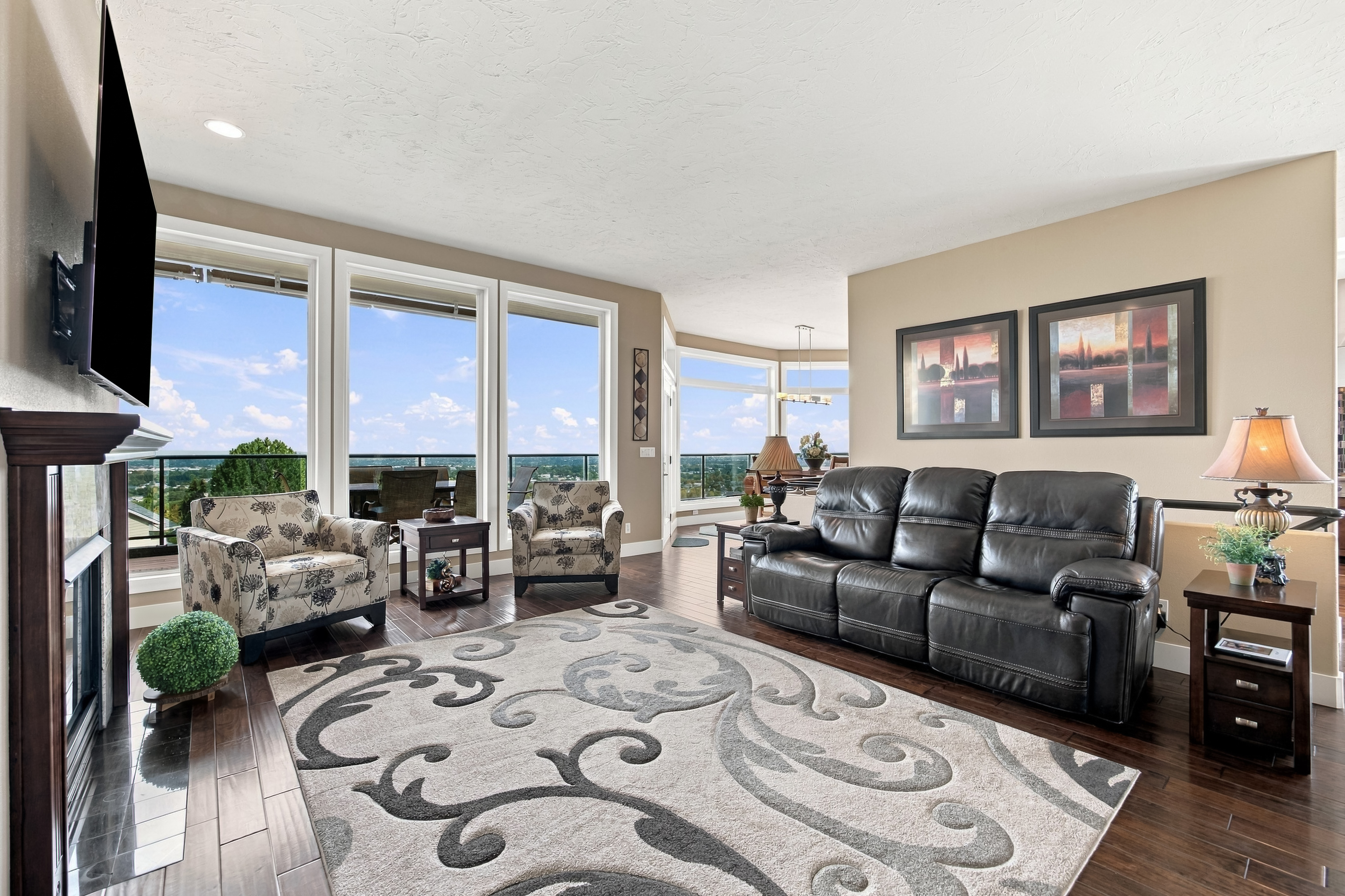  Welcome to 2716 S Irving Street - 物件實景