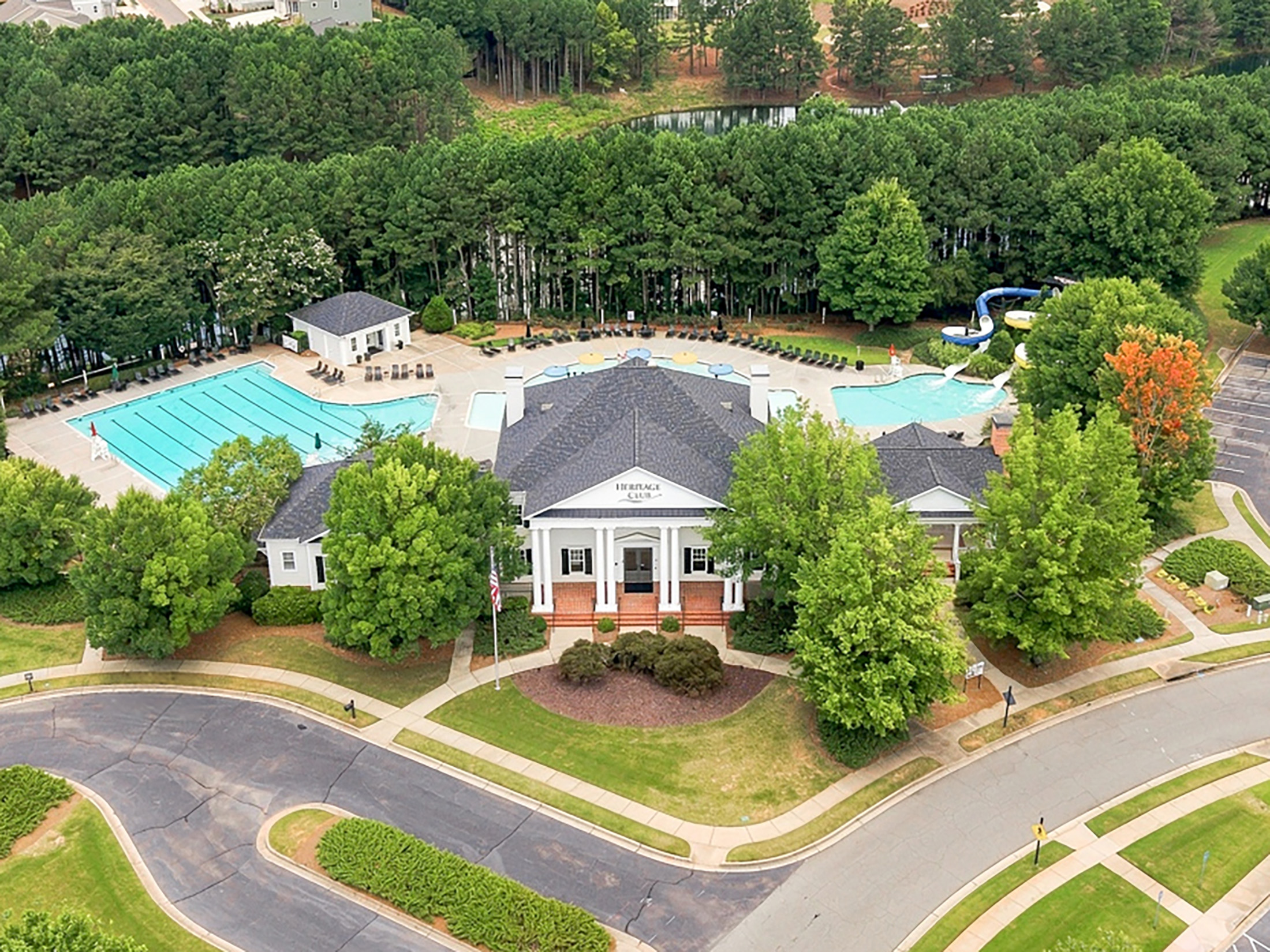  Beautifully Maintained Townhome In River Green - 物件實景