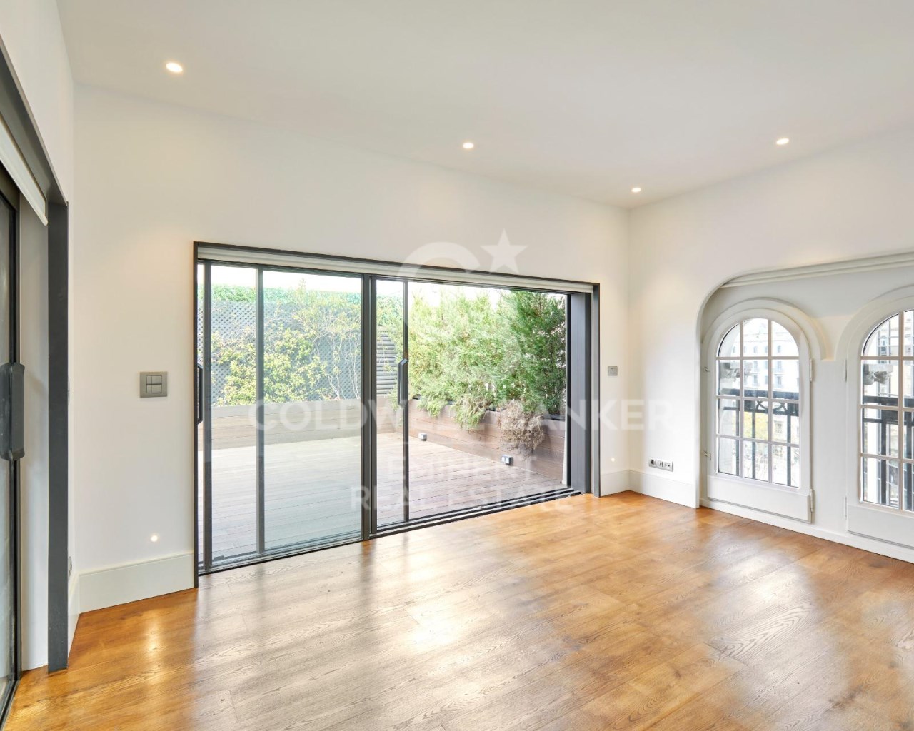 Barcelona, Catalonia, ES, 2 Bedrooms Bedrooms, ,3 BathroomsBathrooms,Residential,For Sale,1804977