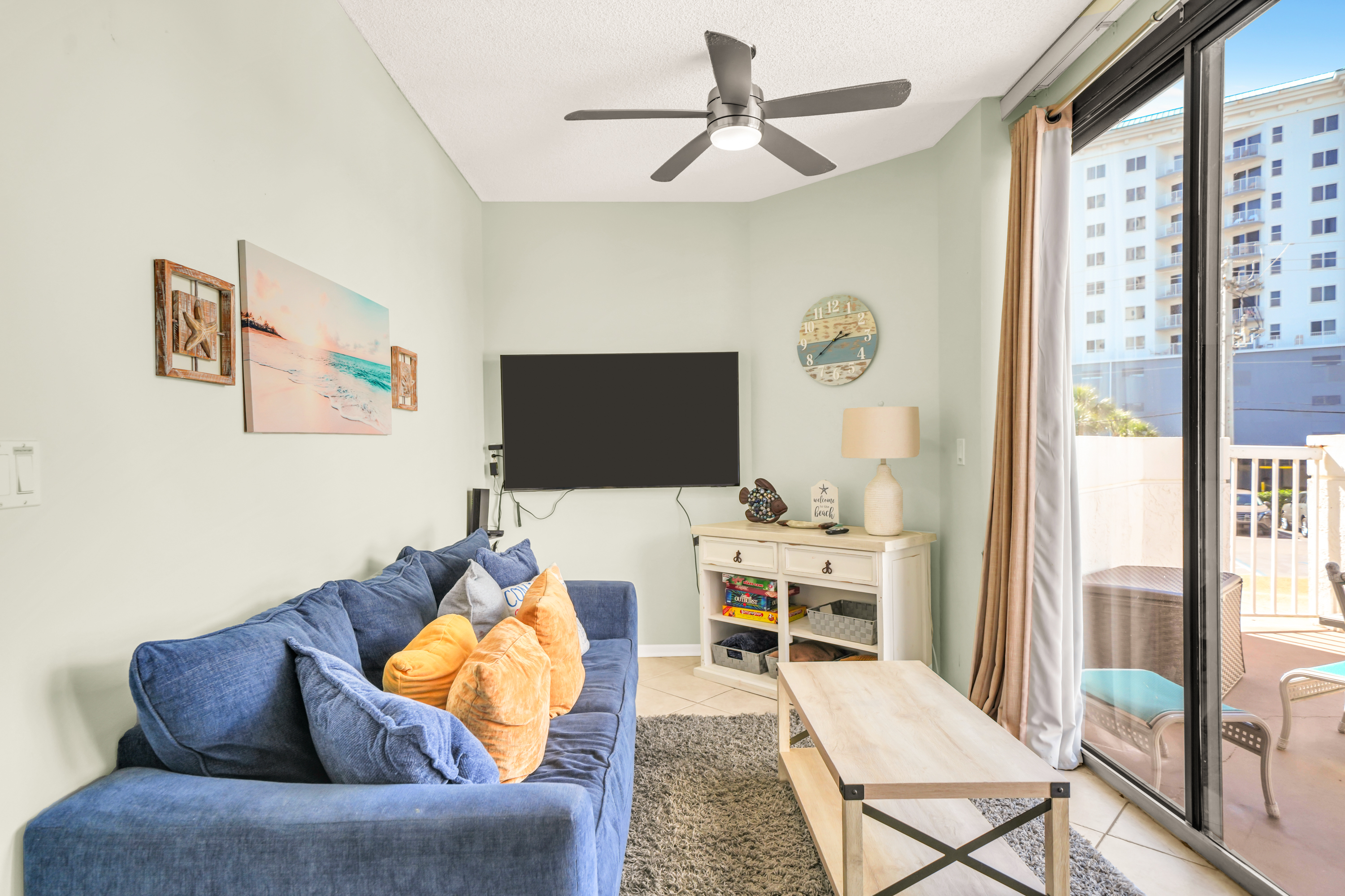 Turnkey Ground-Floor Condo With Private Patio And Resort Amenities - 物件實景
