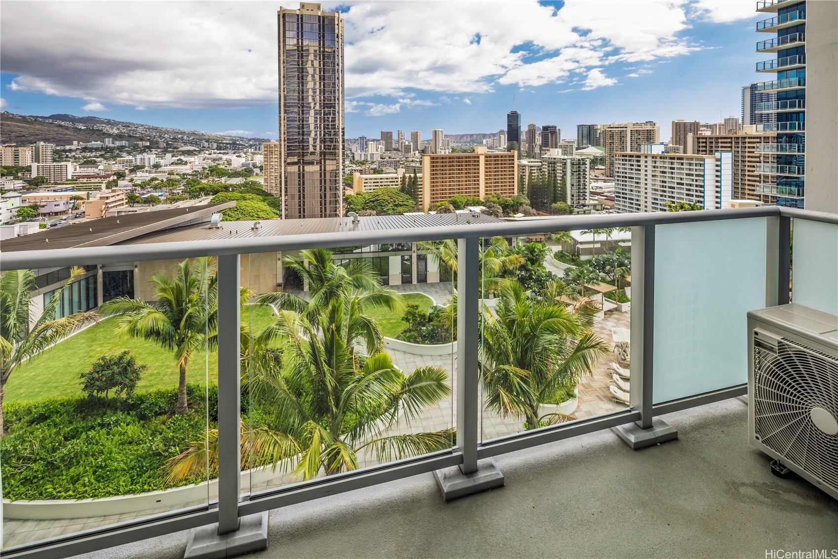Honolulu, Hawaii, 96814, United States, 1 Bedroom Bedrooms, ,1 BathroomBathrooms,Residential,For Sale,1992137
