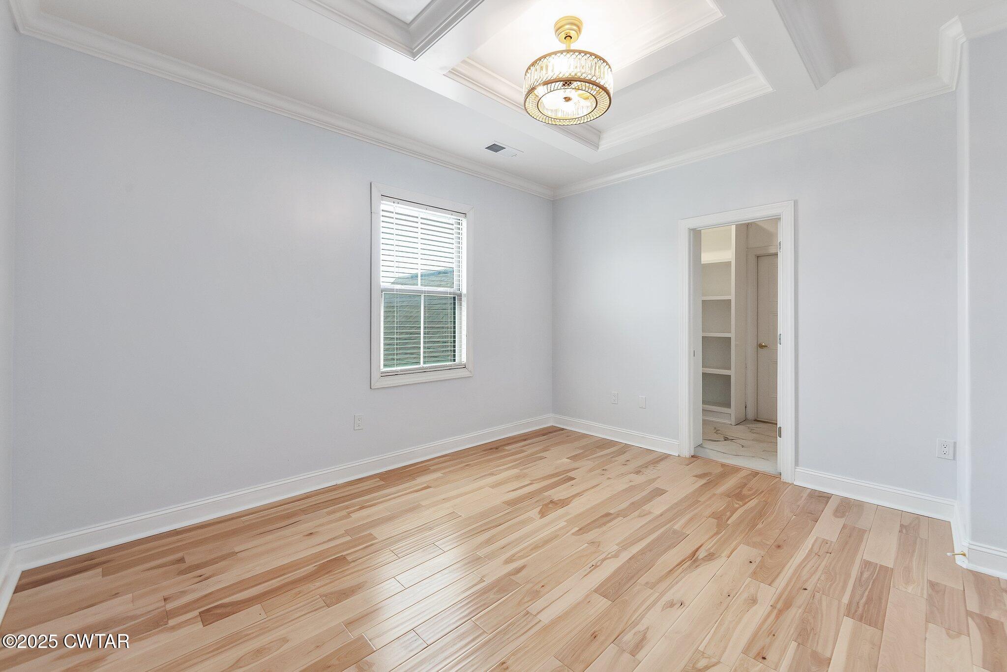 Jackson, Tennessee, 38305, United States, 5 Bedrooms Bedrooms, ,4 BathroomsBathrooms,Residential,For Sale,1868801