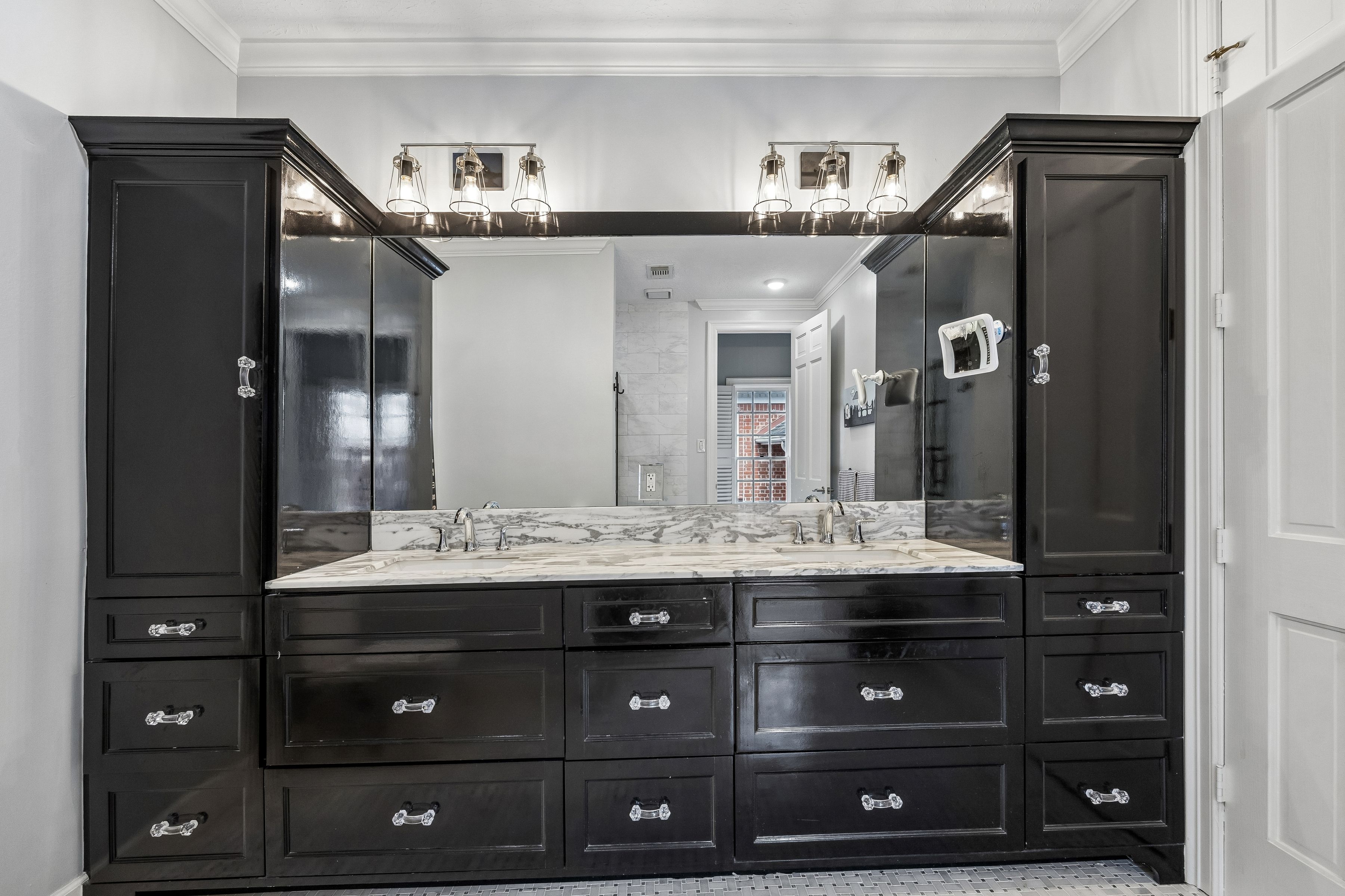  6227 Haskell Street - 物件實景