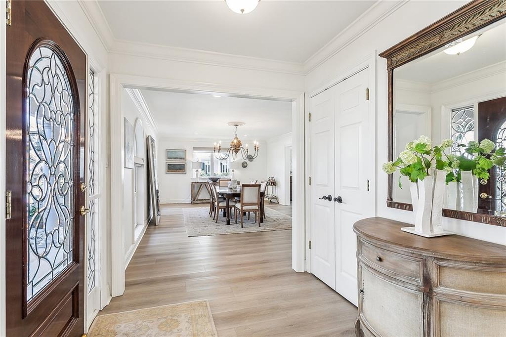 Metairie, Louisiana, 70006, United States, 3 Bedrooms Bedrooms, ,3 BathroomsBathrooms,Residential,For Sale,1793323