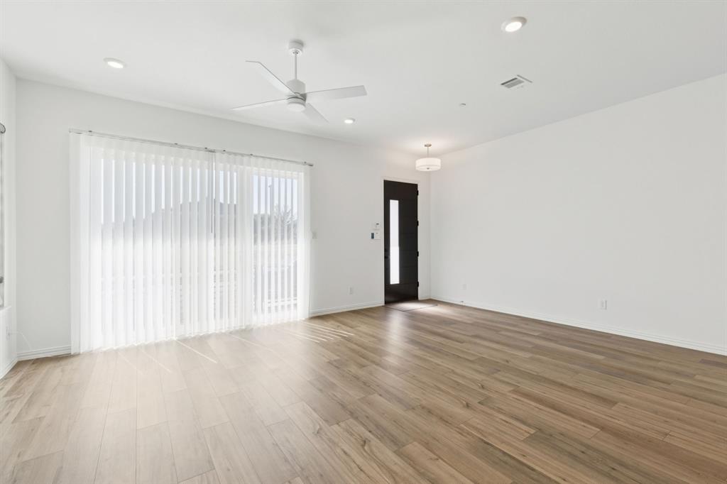 Allen, Texas, 75013, United States, 3 Bedrooms Bedrooms, ,4 BathroomsBathrooms,Residential,For Sale,1961531