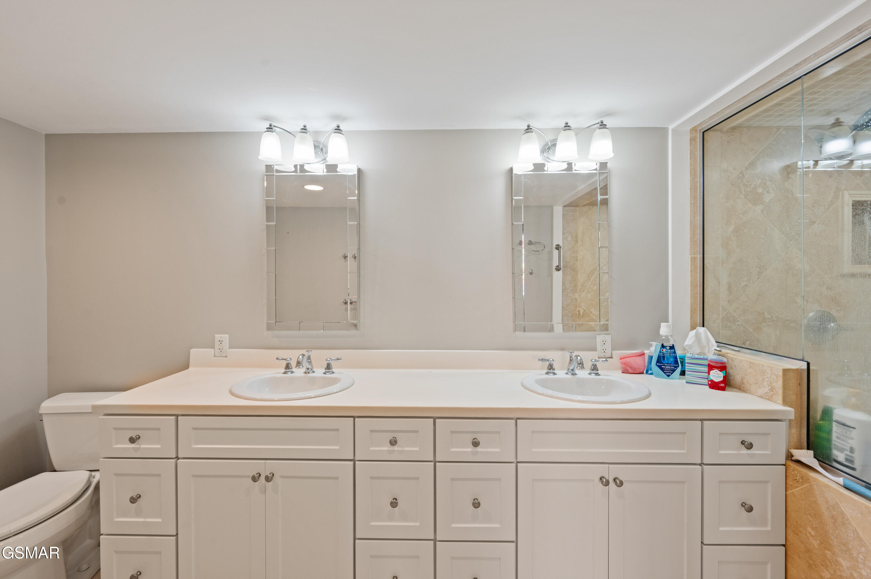 Knoxville, Tennessee, 37902, United States, 3 Bedrooms Bedrooms, ,3 BathroomsBathrooms,Residential,For Sale,2000047