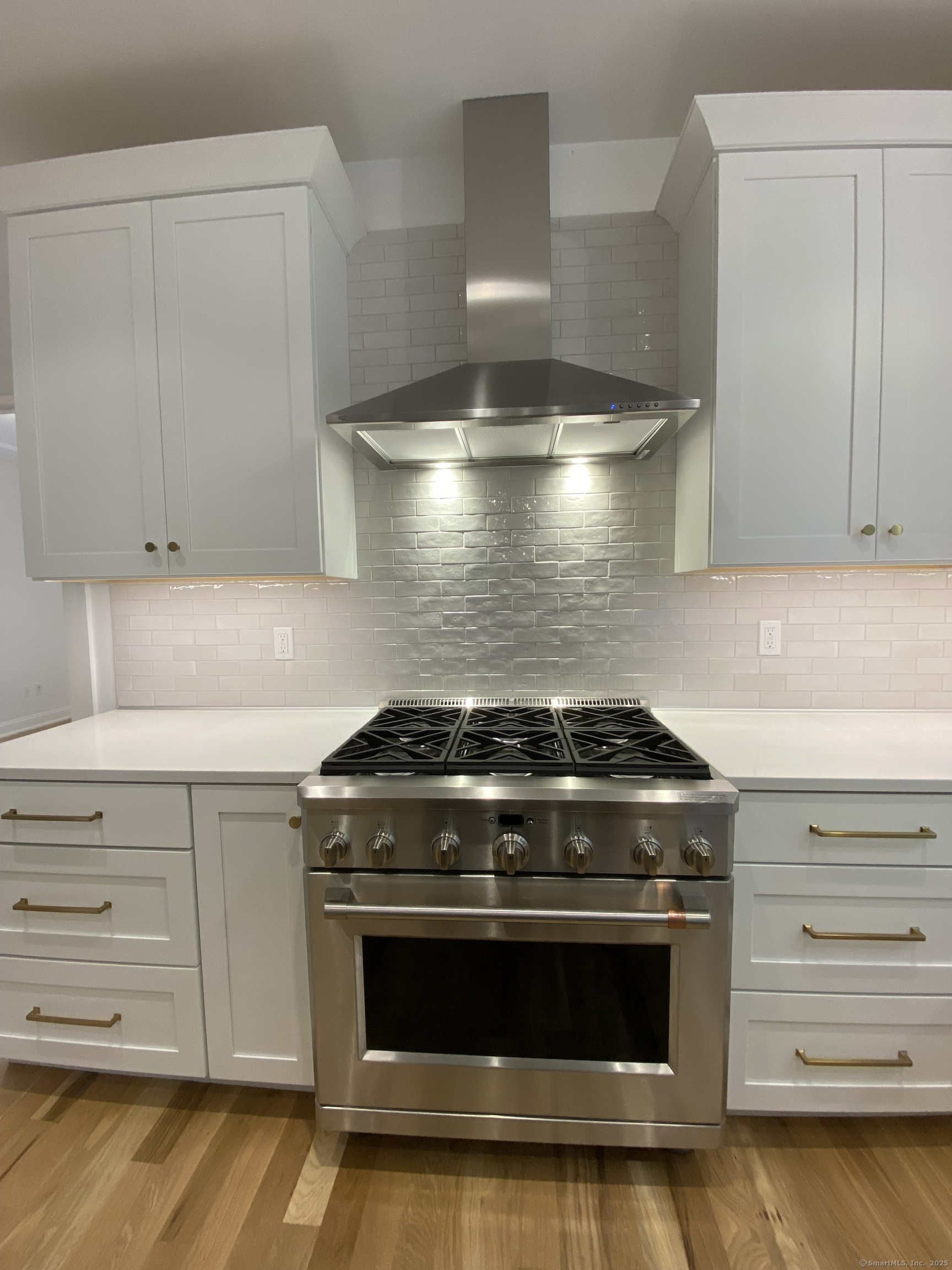 Southbury, Connecticut, 06488, United States, 4 Bedrooms Bedrooms, ,3 BathroomsBathrooms,Residential,For Sale,1941741