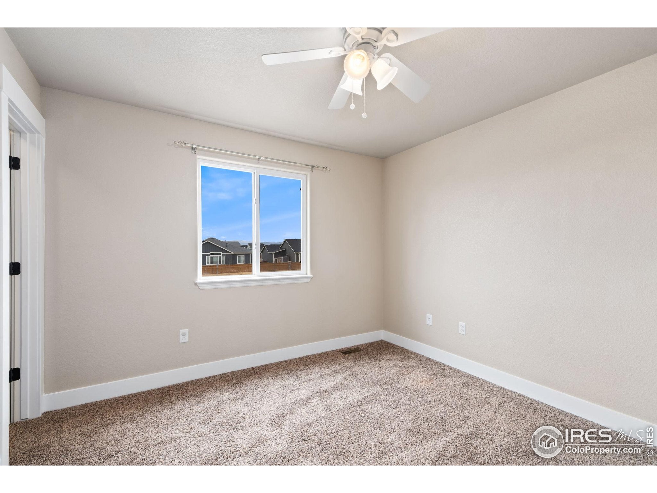 Windsor, Colorado, 80550, United States, 5 Bedrooms Bedrooms, ,4 BathroomsBathrooms,Residential,For Sale,1938748