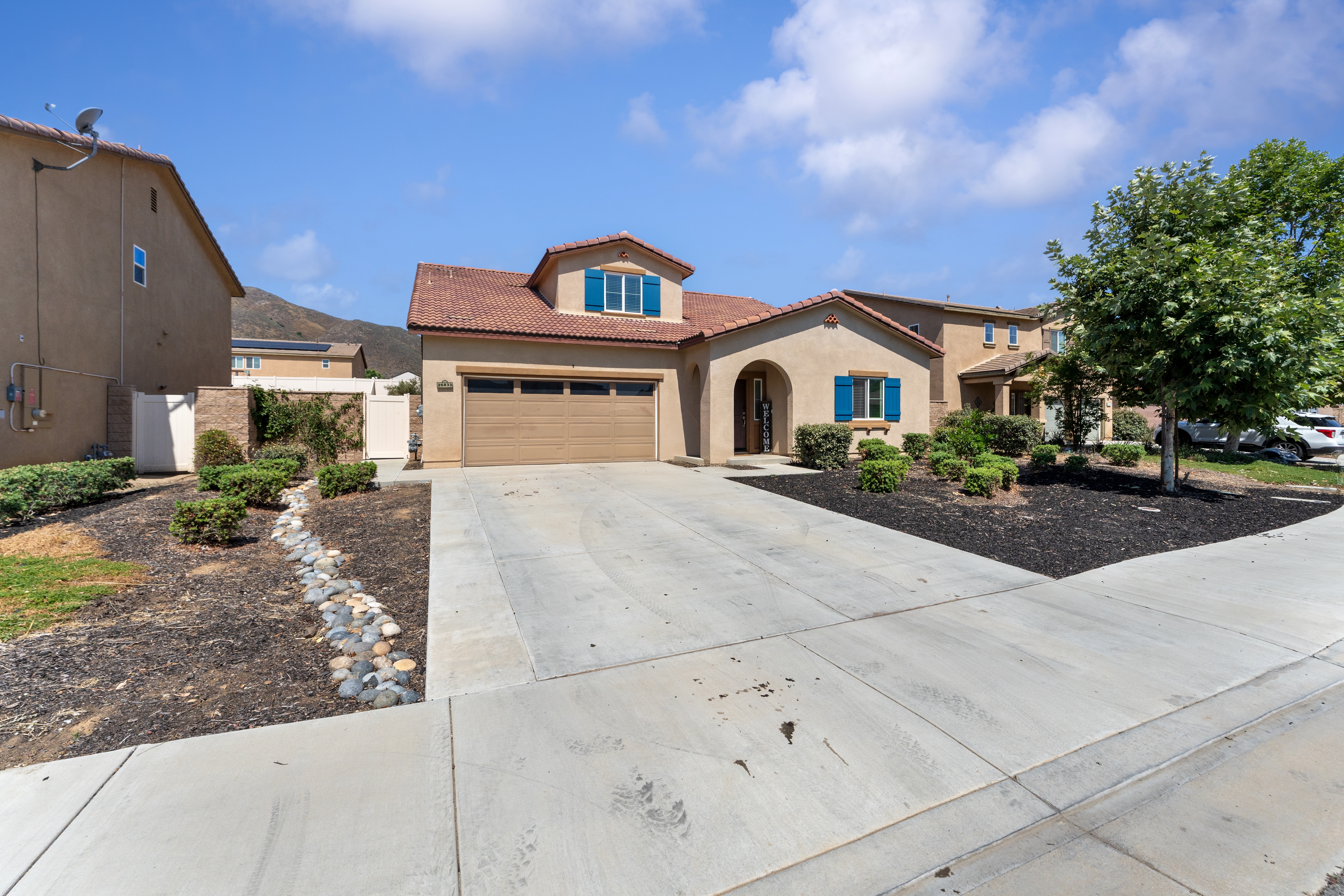 Winchester, California, 92596, United States, 6 Bedrooms Bedrooms, ,4 BathroomsBathrooms,Residential,For Sale,1983204