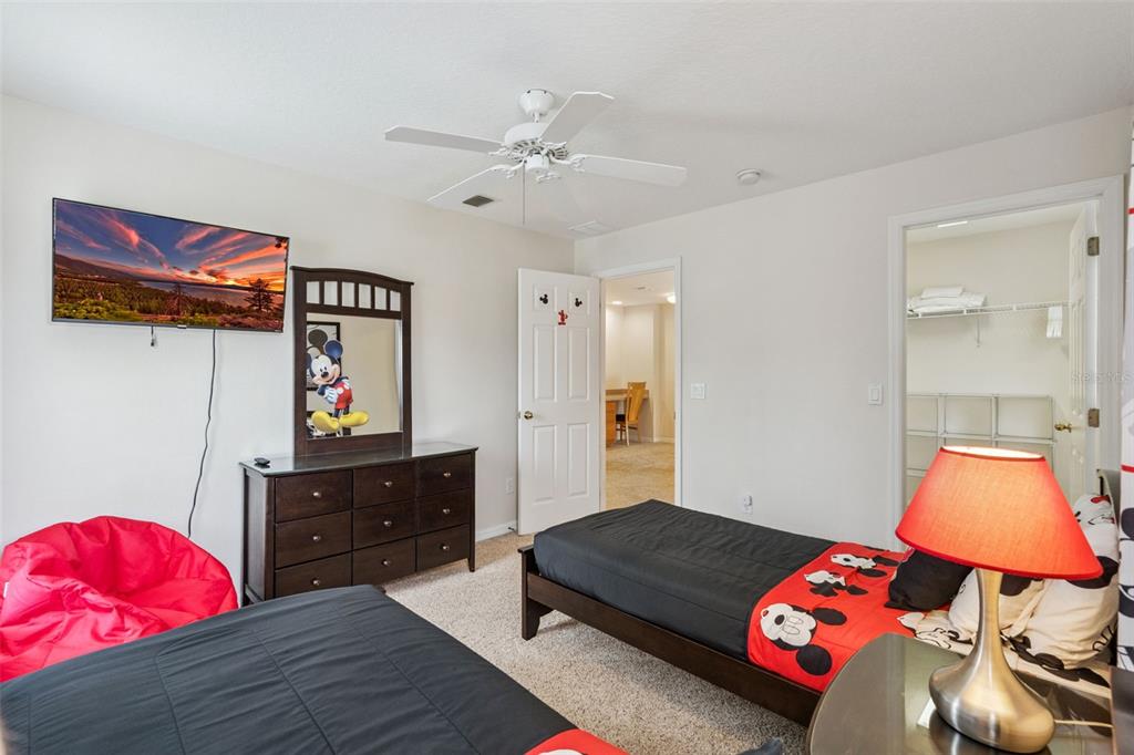 Davenport, Florida, 33897, United States, 5 Bedrooms Bedrooms, ,3 BathroomsBathrooms,Residential,For Sale,1966625