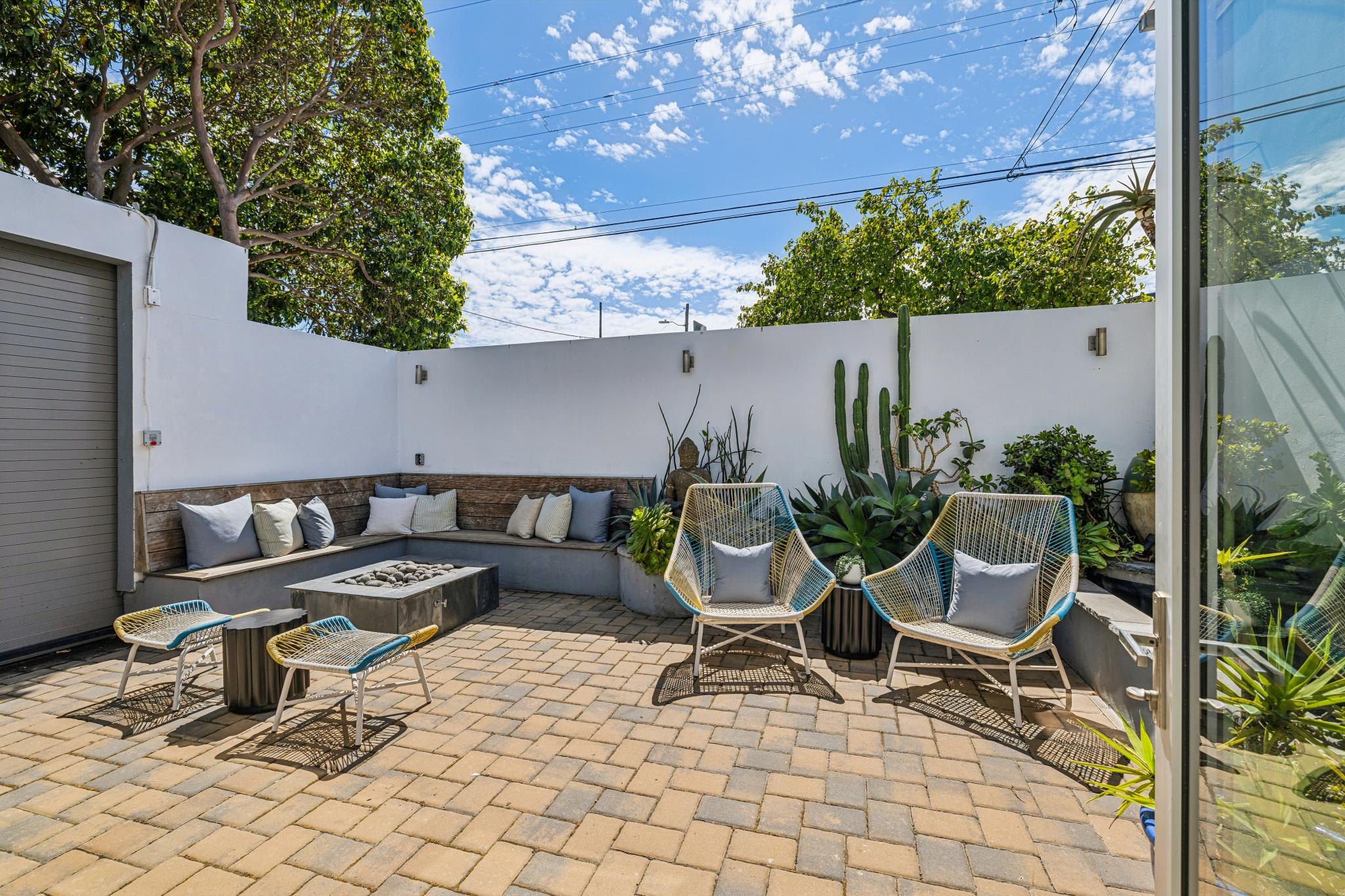  1450 Hawes Street - 物件實景