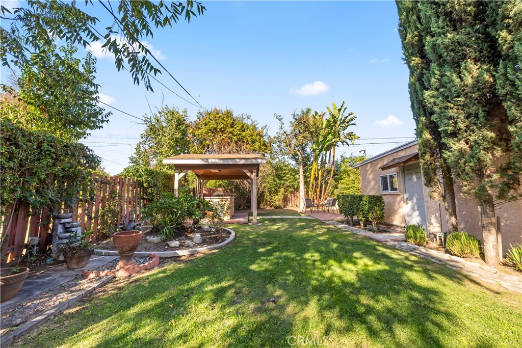 Pomona, California, 91768, United States, 3 Bedrooms Bedrooms, ,2 BathroomsBathrooms,Residential,For Sale,1988291