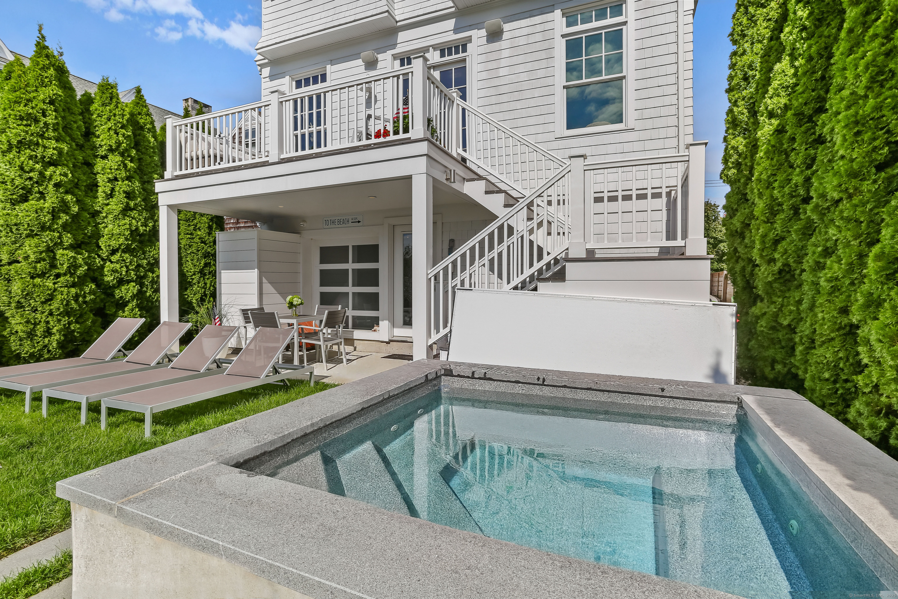 Fairfield, Connecticut, 06824, United States, 4 Bedrooms Bedrooms, ,5 BathroomsBathrooms,Residential,For Sale,1941072