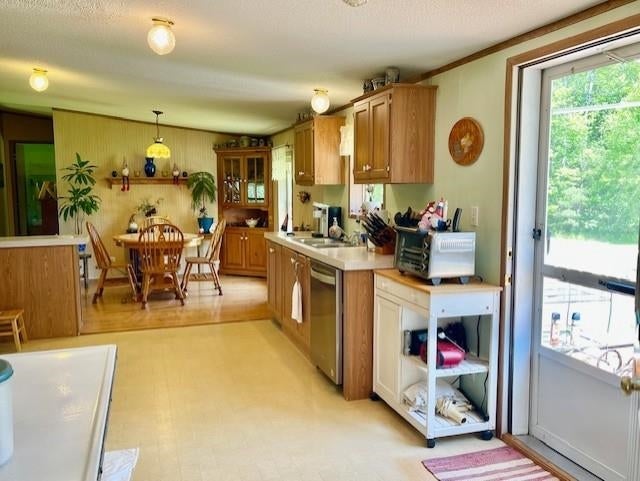 Rochester, New Hampshire, 03868, United States, 3 Bedrooms Bedrooms, ,2 BathroomsBathrooms,Residential,For Sale,1898297
