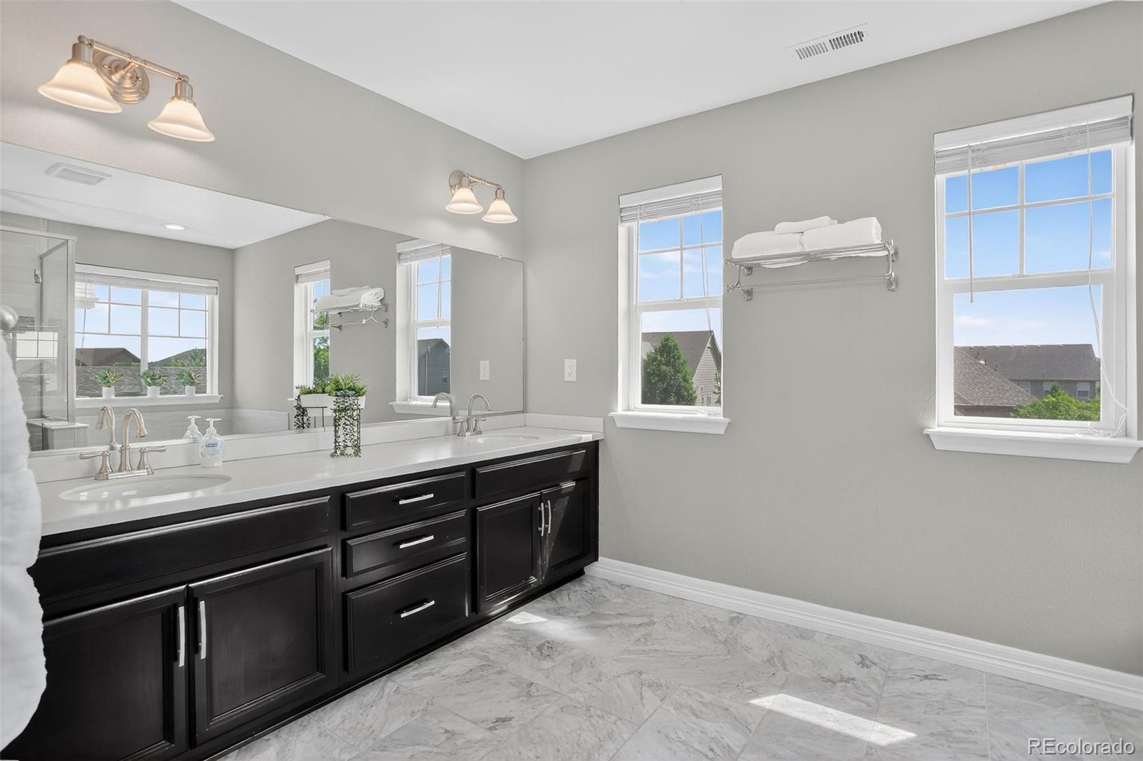 Thornton, Colorado, 80602, United States, 5 Bedrooms Bedrooms, ,3 BathroomsBathrooms,Residential,For Sale,1988172