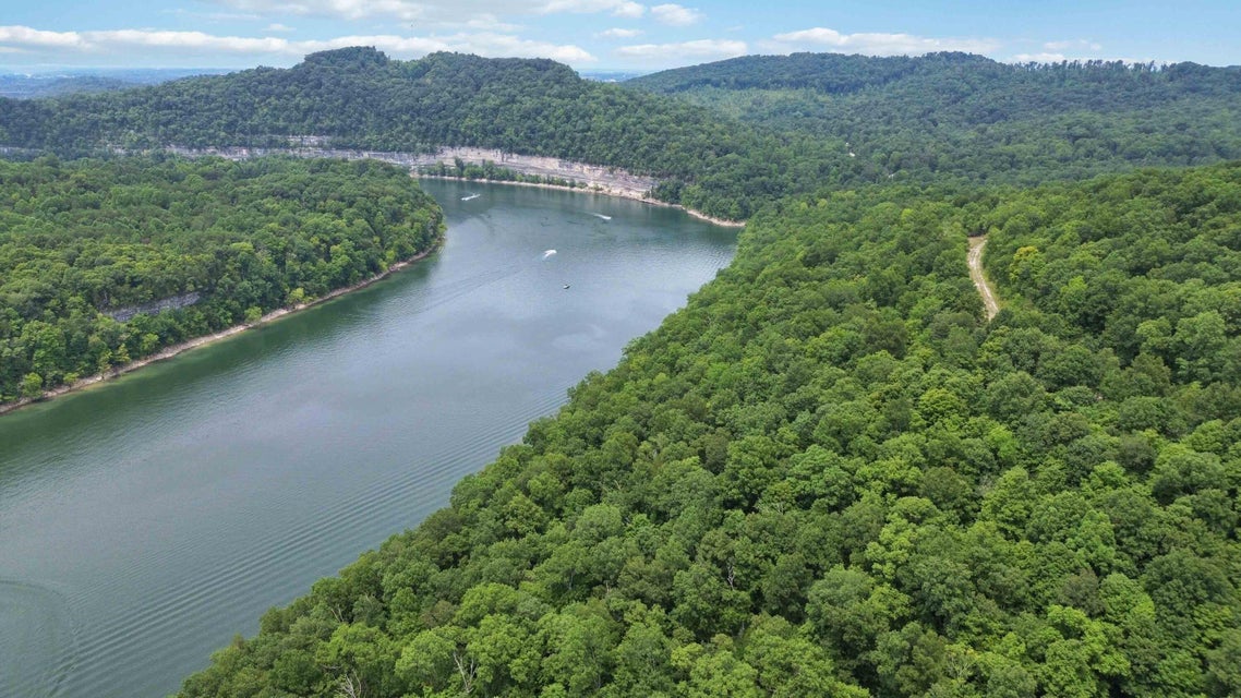 Somerset, Kentucky, 42501, United States, ,Residential,For Sale,1923151