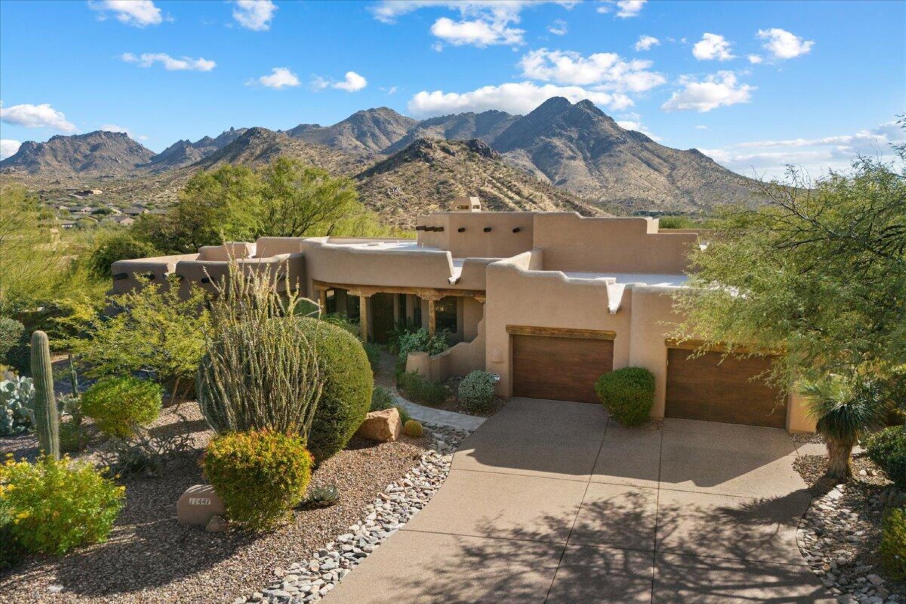  11447 E Whispering Wind Drive  Scottsdale, AZ - 物件實景