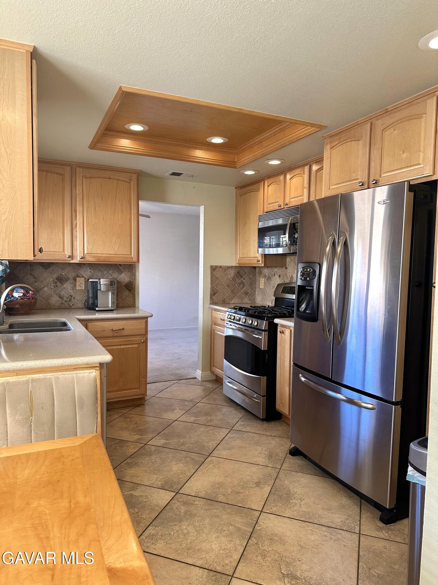 Palmdale, California, 93551, United States, 3 Bedrooms Bedrooms, ,3 BathroomsBathrooms,Residential,For Sale,1973672