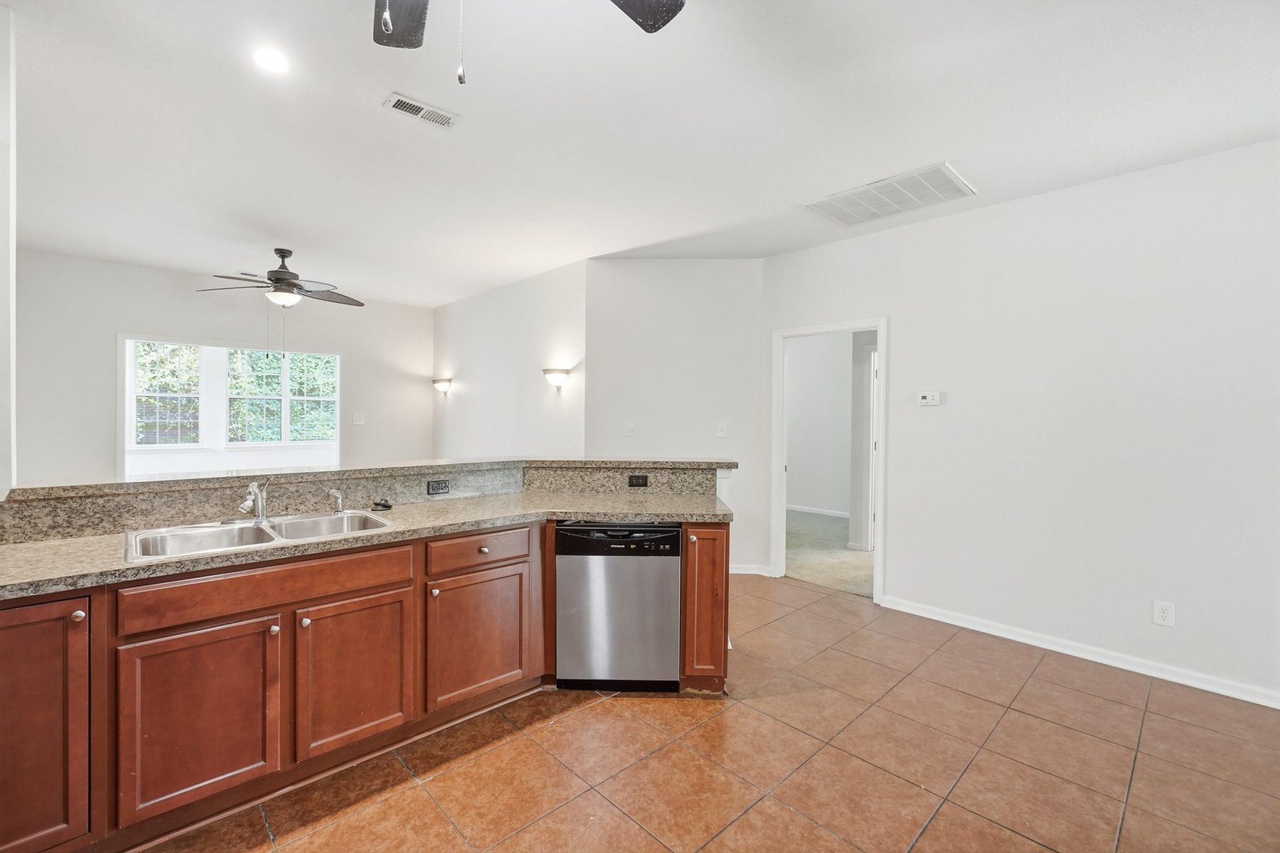  130 Lighthouse Drive #98, Portsmouth, VA 23703 - 物件實景