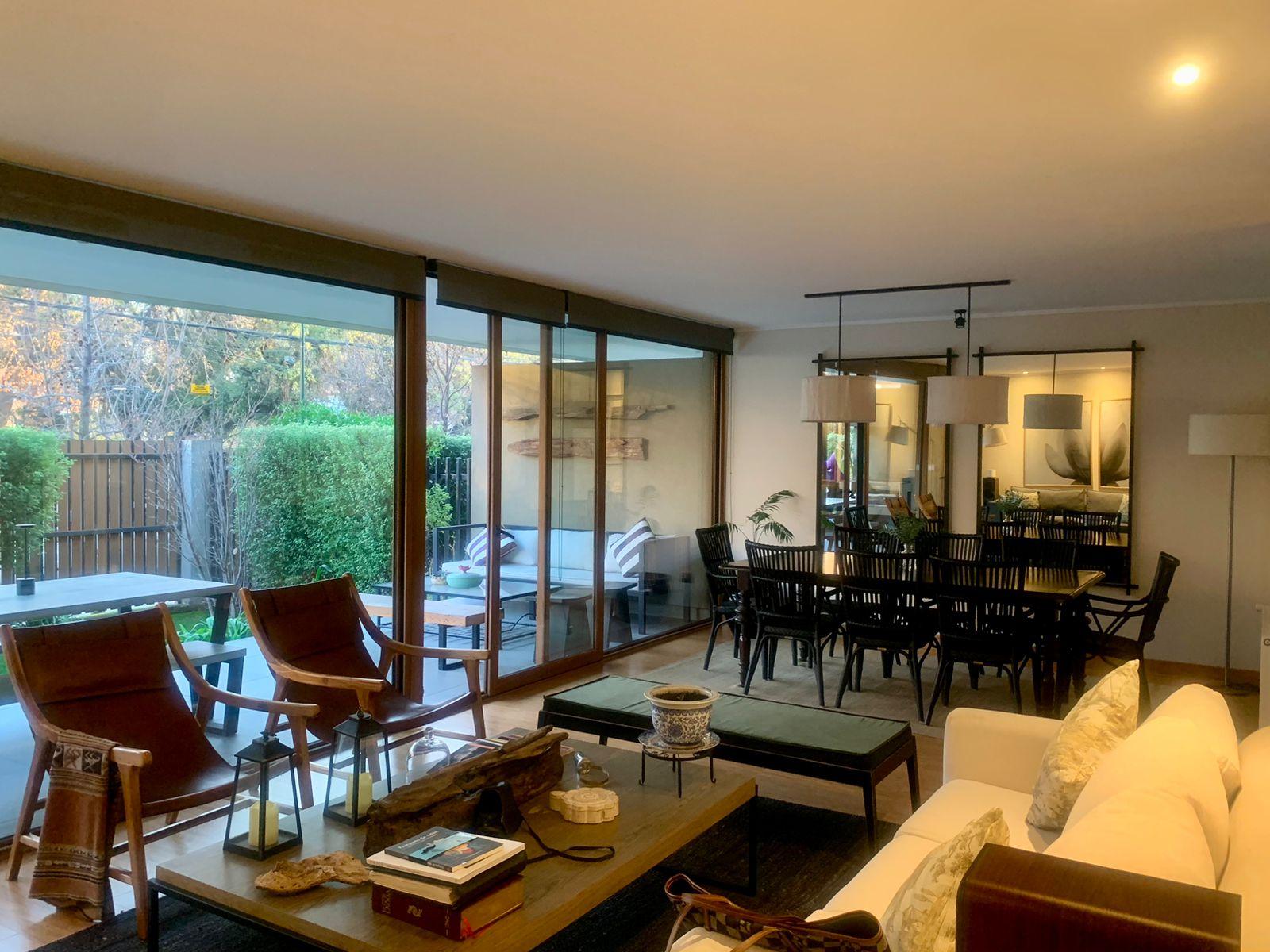 Lo Barnechea, Chile, 4 Bedrooms Bedrooms, ,3 BathroomsBathrooms,Residential,For Sale,1949822