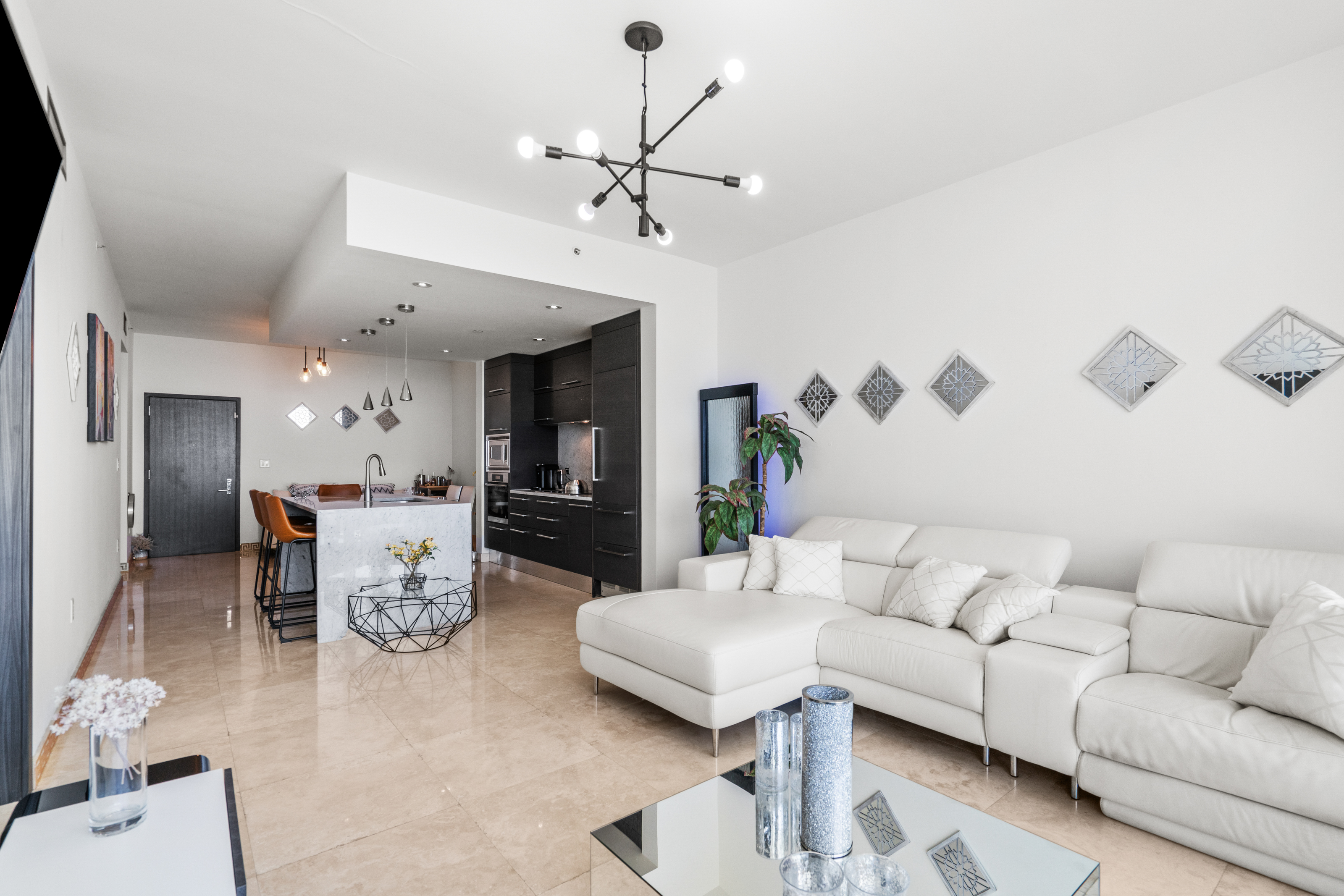  900 Biscayne Blvd, Miami, FL, 33132 - 物件實景