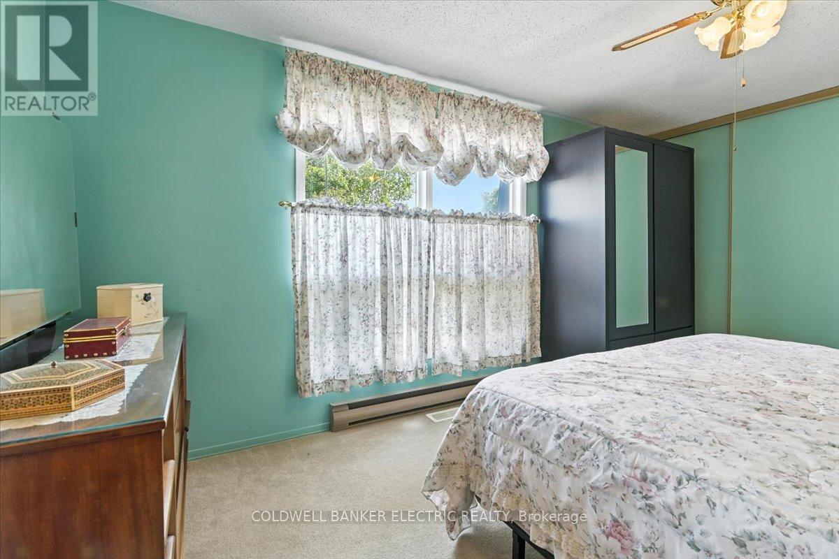CLARINGTON (NEWCASTLE), Ontario, L1B 1A8, CA, 2 Bedrooms Bedrooms, ,1 BathroomBathrooms,Residential,For Sale,1891909