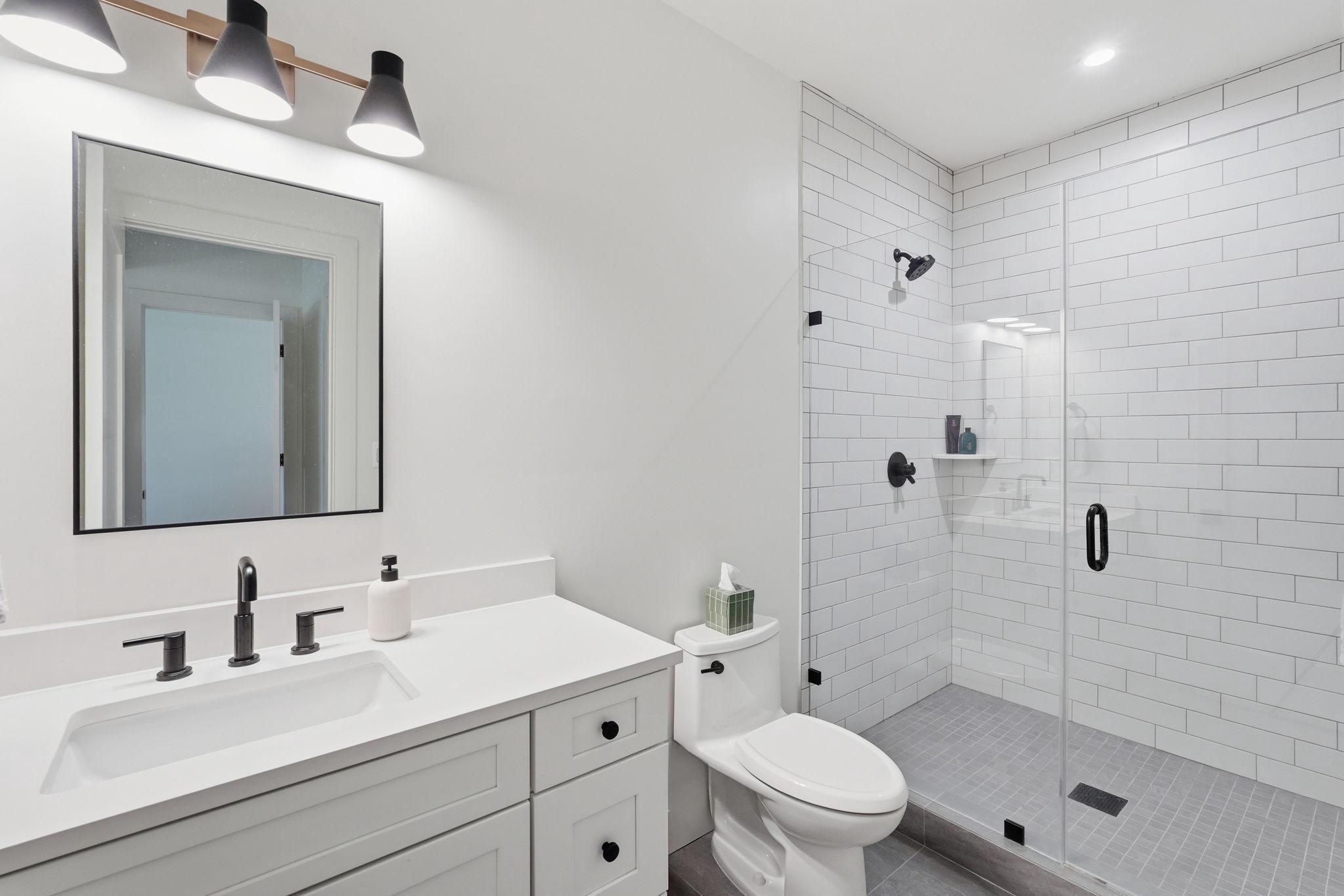  6026 Little Falls Road, Arlington, VA, 22207 - 物件實景