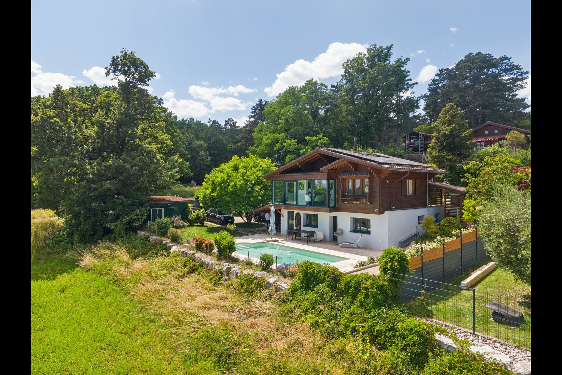  Stunning lake view, cottage with a pool - 物件實景