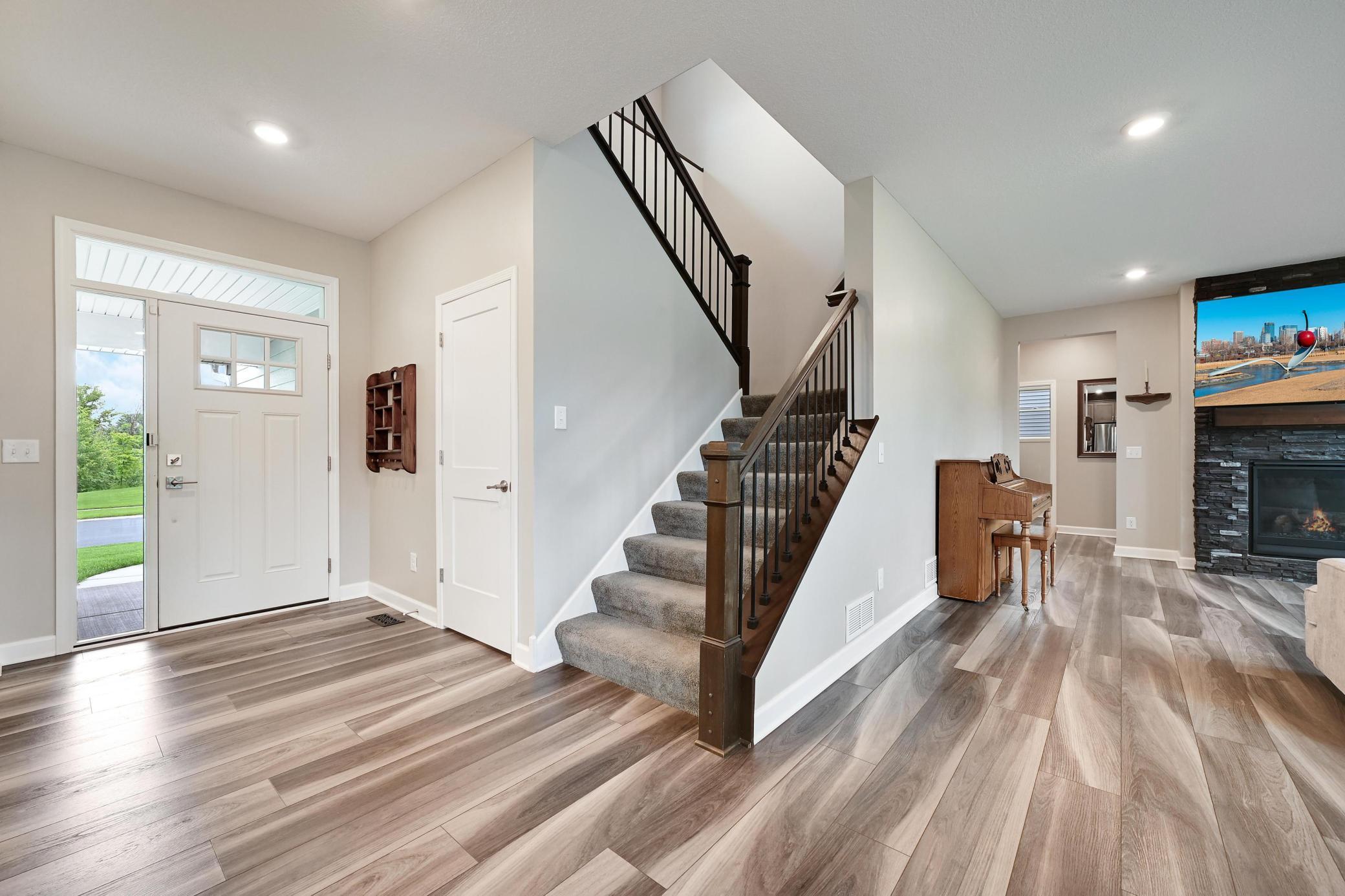 Rosemount, Minnesota, 55068, United States, 4 Bedrooms Bedrooms, ,4 BathroomsBathrooms,Residential,For Sale,1882599