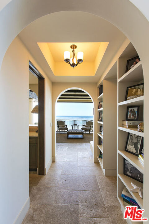 Malibu, California, 90265, United States, 5 Bedrooms Bedrooms, ,6 BathroomsBathrooms,Residential,For Sale,1895522