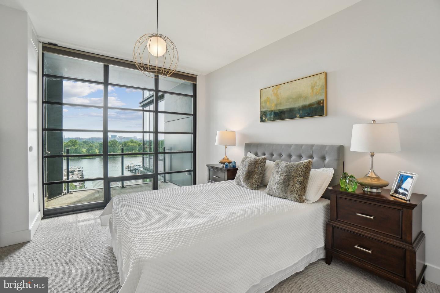 Washington, District of Columbia, 20024, United States, 1 Bedroom Bedrooms, ,1 BathroomBathrooms,Residential,For Sale,1805408