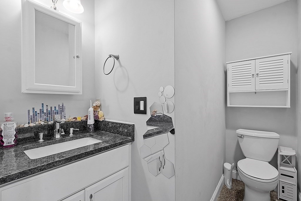 24 Lewis Rd Unit 11, Bedford, Massachusetts, 01730, United States, 3 Bedrooms Bedrooms, ,2 BathroomsBathrooms,Residential,For Sale,24 Lewis Rd Unit 11,1663770