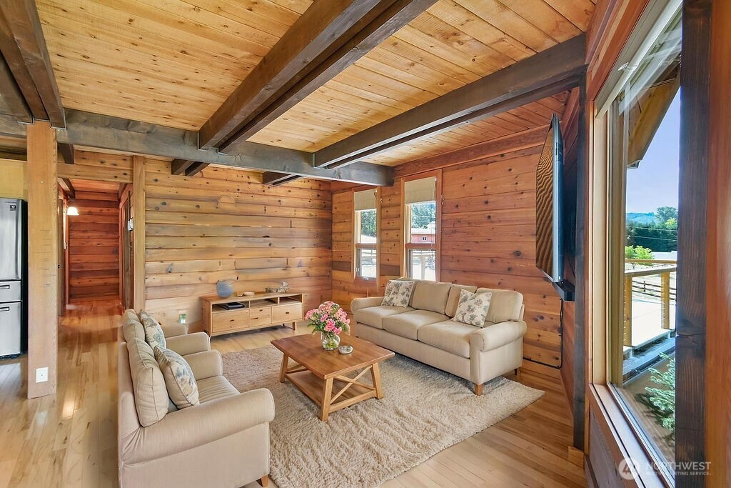 Kalama, Washington, 98625, United States, 3 Bedrooms Bedrooms, ,3 BathroomsBathrooms,Residential,For Sale,1986549