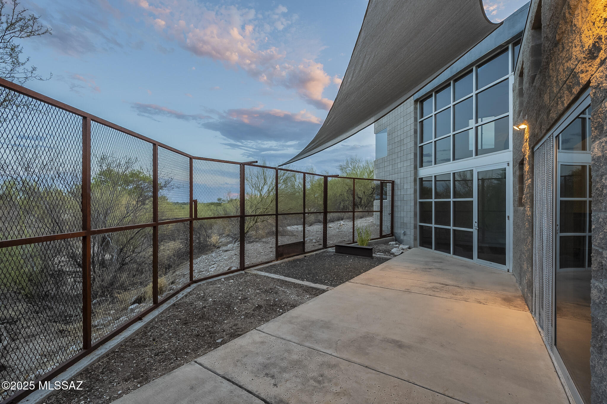Tucson, Arizona, 85750, United States, 4 Bedrooms Bedrooms, ,3 BathroomsBathrooms,Residential,For Sale,1883244