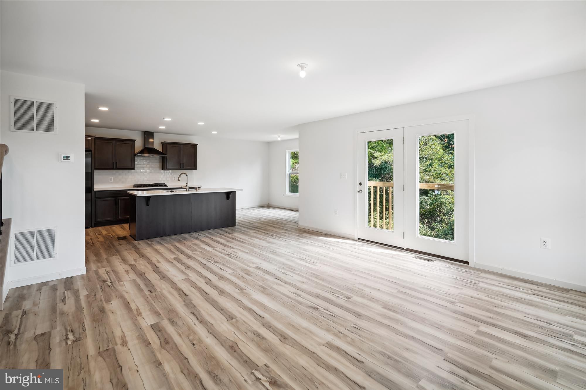Amissville, Virginia, 20106, United States, 4 Bedrooms Bedrooms, ,3 BathroomsBathrooms,Residential,For Sale,1920325