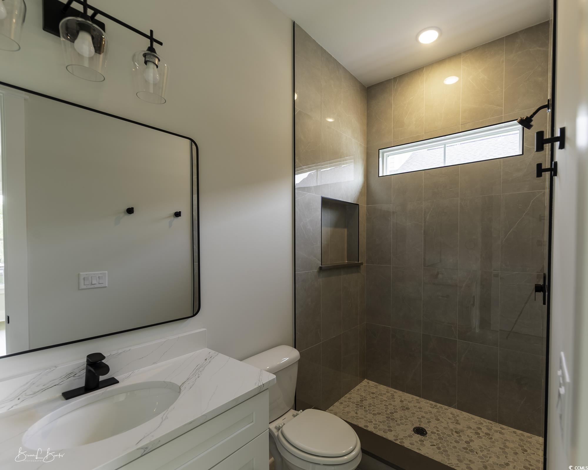 Myrtle Beach, South Carolina, 29579, United States, 4 Bedrooms Bedrooms, ,5 BathroomsBathrooms,Residential,For Sale,1982335