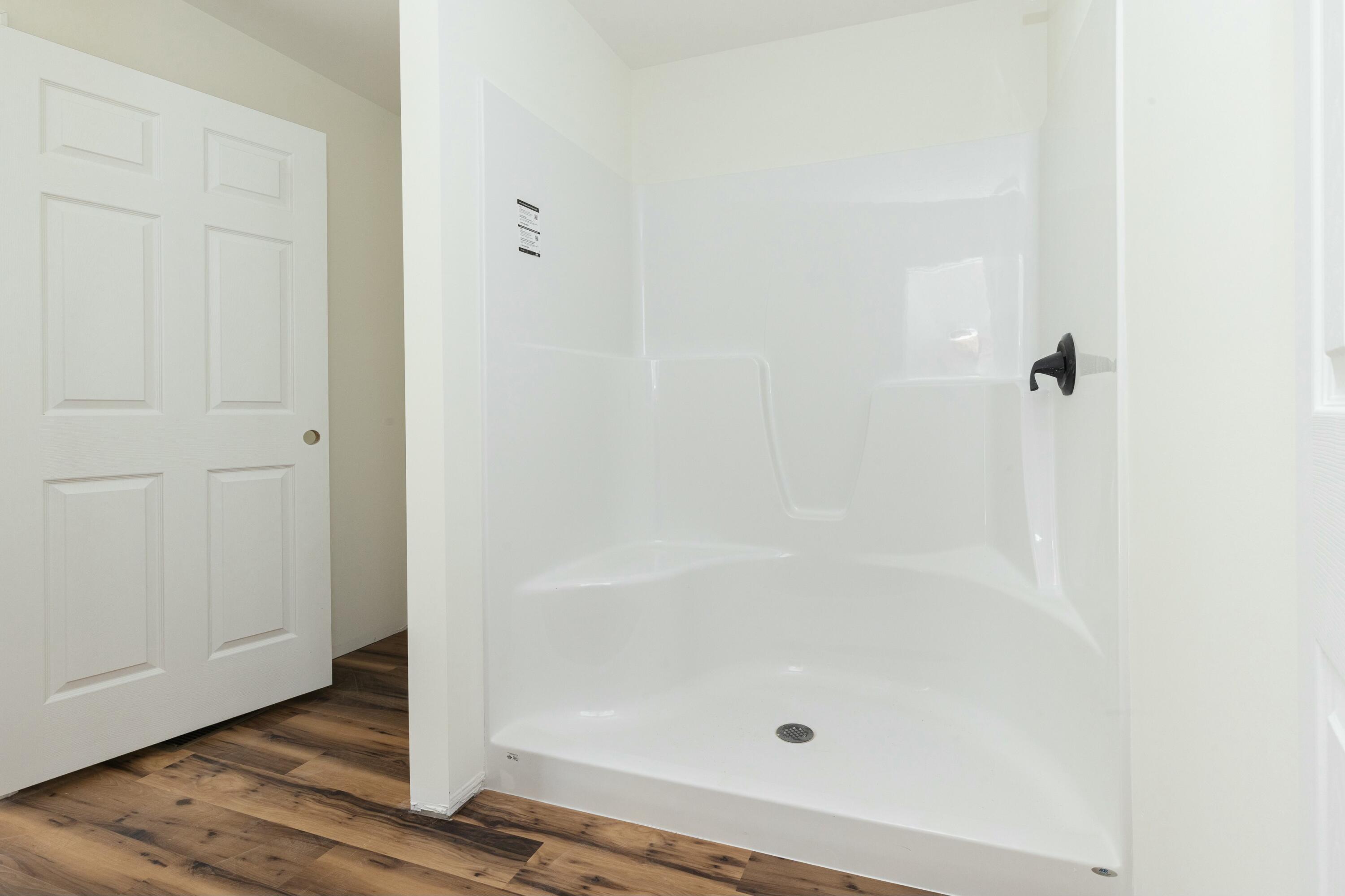 Lebanon, Maine, 04027, United States, 3 Bedrooms Bedrooms, ,3 BathroomsBathrooms,Residential,For Sale,1864632