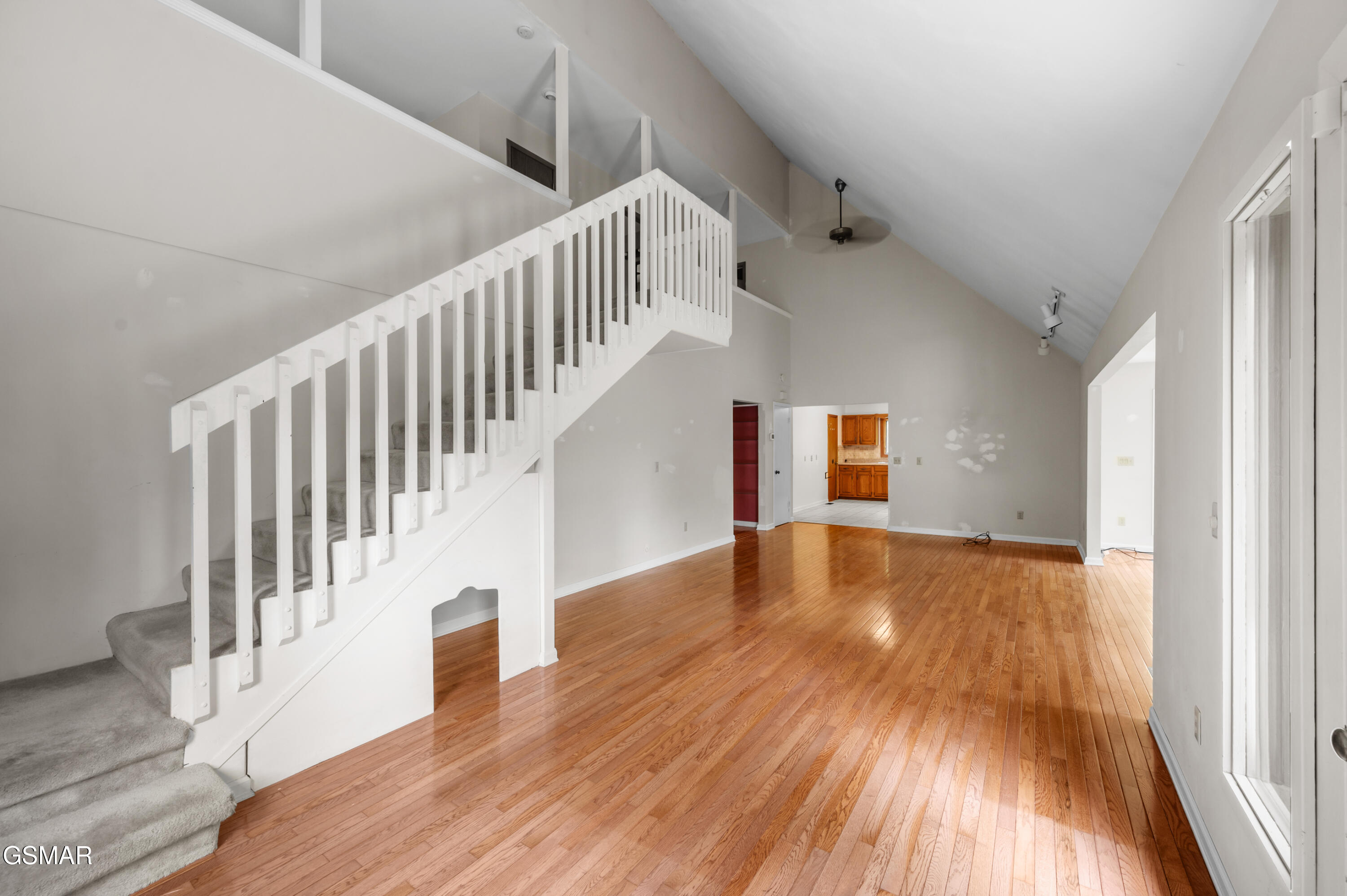 Pigeon Forge, Tennessee, 37863, United States, 3 Bedrooms Bedrooms, ,3 BathroomsBathrooms,Residential,For Sale,1978276