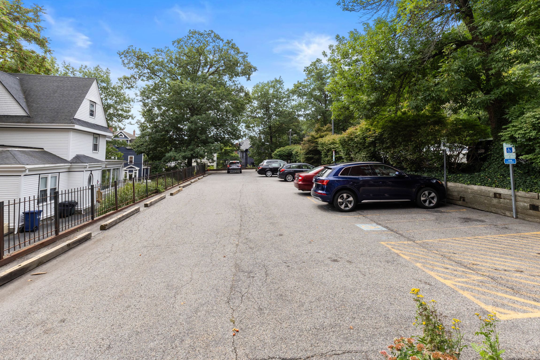  76 Elm Street - Unit 203, Boston, MA, 02130 - 物件實景