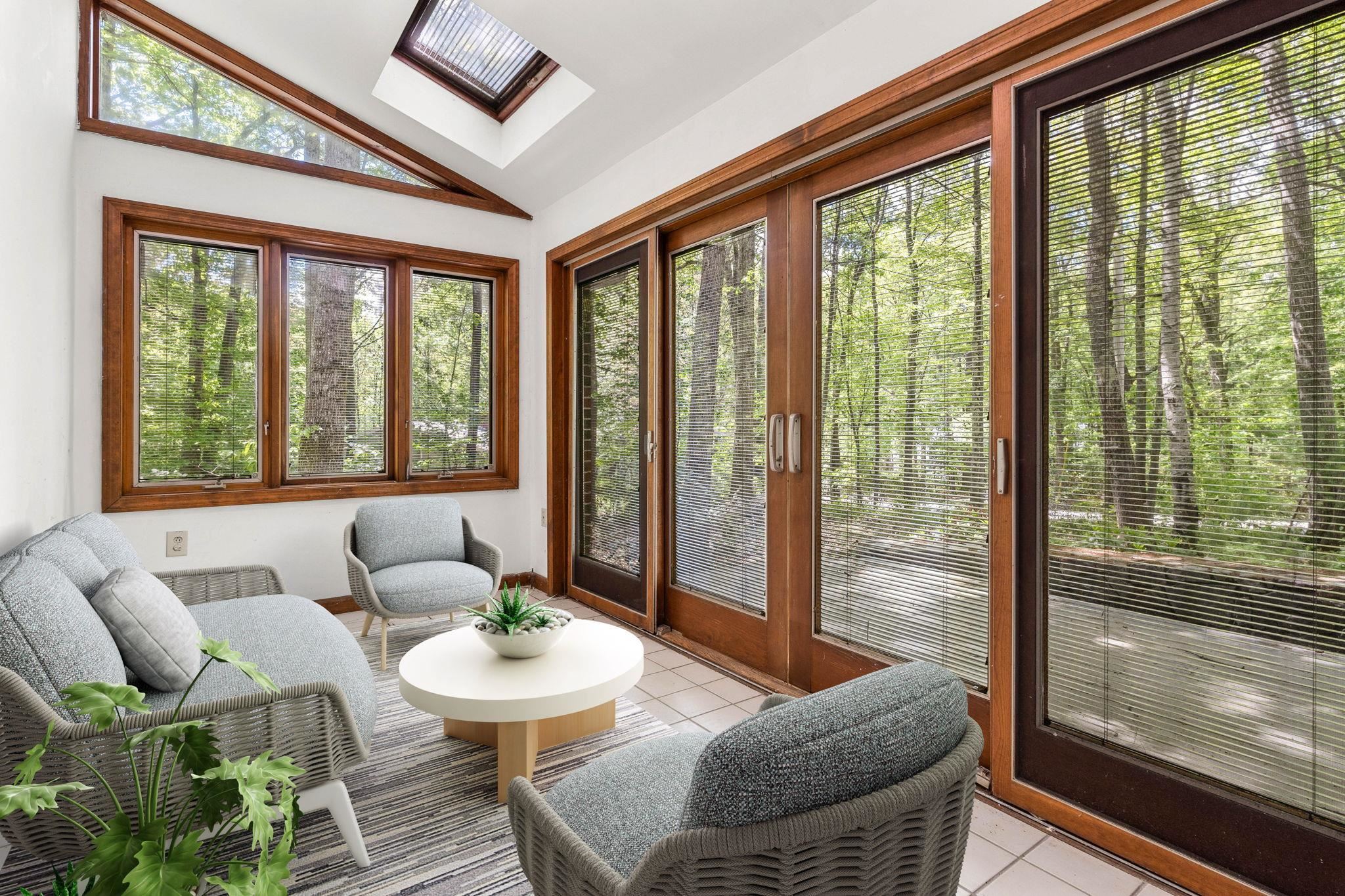 Bedford, New Hampshire, 03110, United States, 5 Bedrooms Bedrooms, ,5 BathroomsBathrooms,Residential,For Sale,1838857