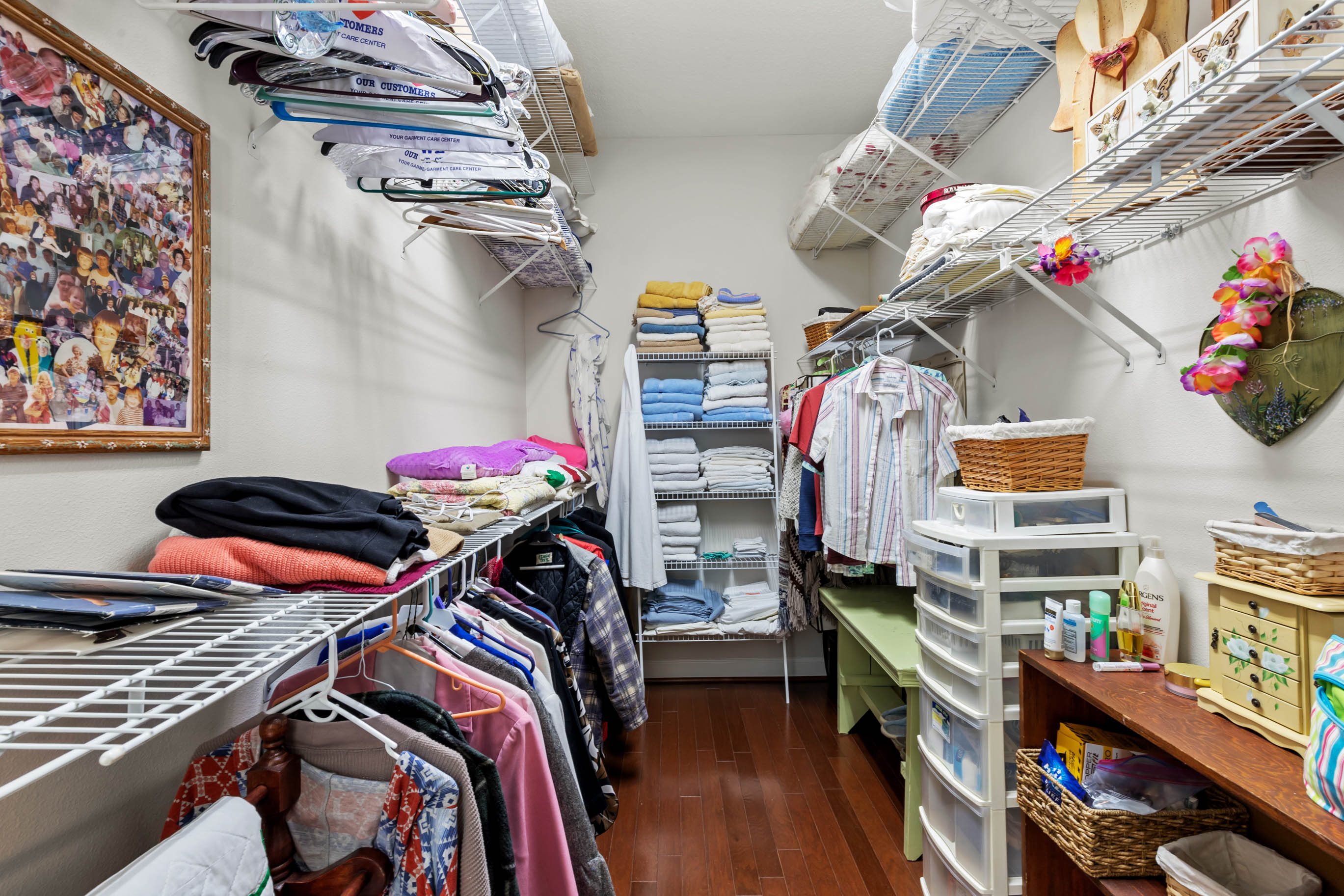 Eustis, Florida, 32736, United States, 3 Bedrooms Bedrooms, ,4 BathroomsBathrooms,Residential,For Sale,2013226