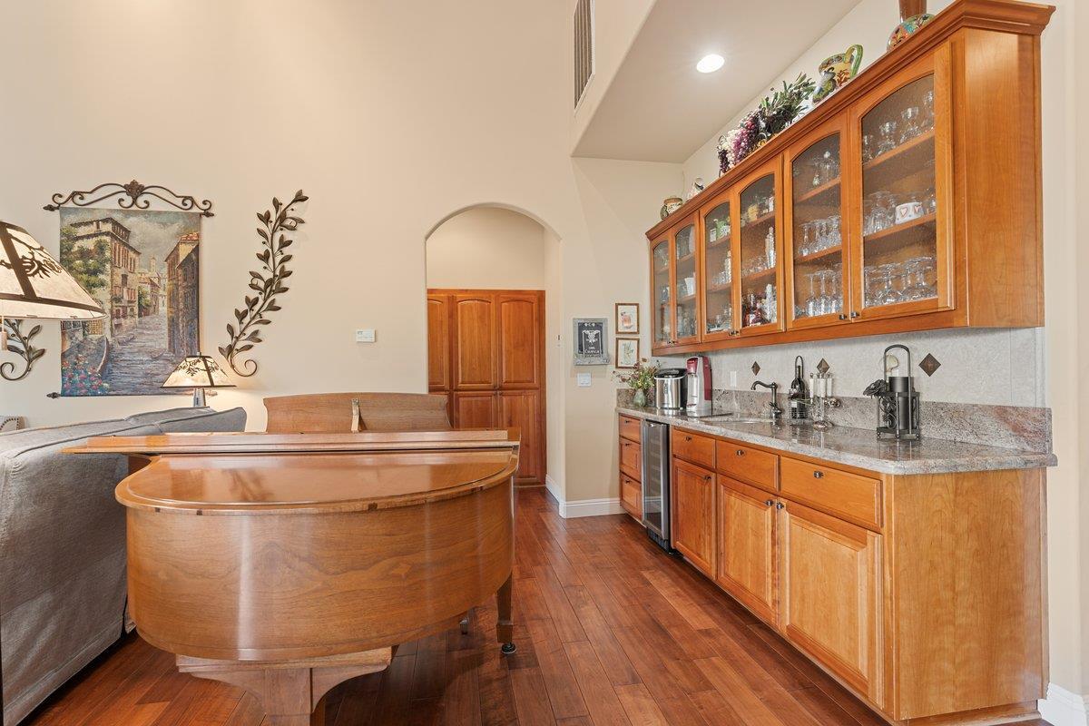 Penn Valley, California, 95946, United States, 5 Bedrooms Bedrooms, ,3 BathroomsBathrooms,Residential,For Sale,1915394