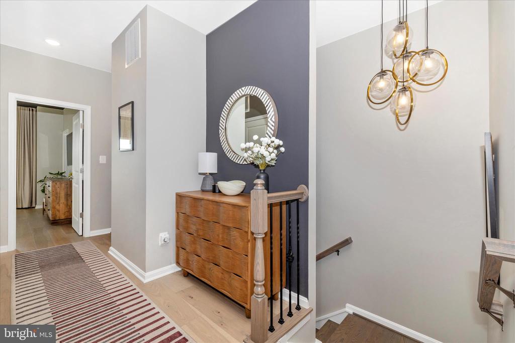 Frederick, Maryland, 21701, United States, 4 Bedrooms Bedrooms, ,4 BathroomsBathrooms,Residential,For Sale,2005194