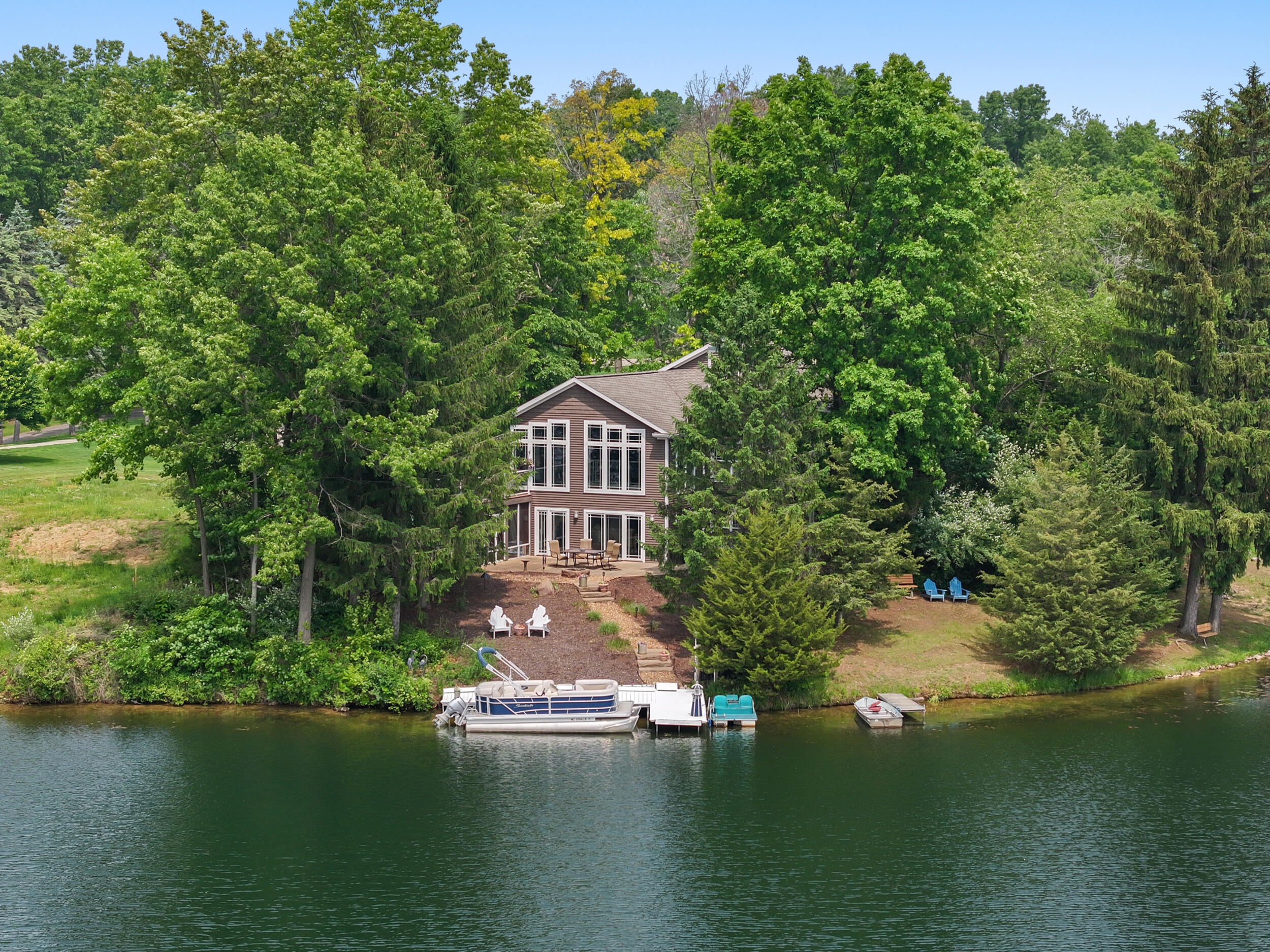 Jerome, Michigan, 49249, United States, 4 Bedrooms Bedrooms, ,3 BathroomsBathrooms,Residential,For Sale,1924396