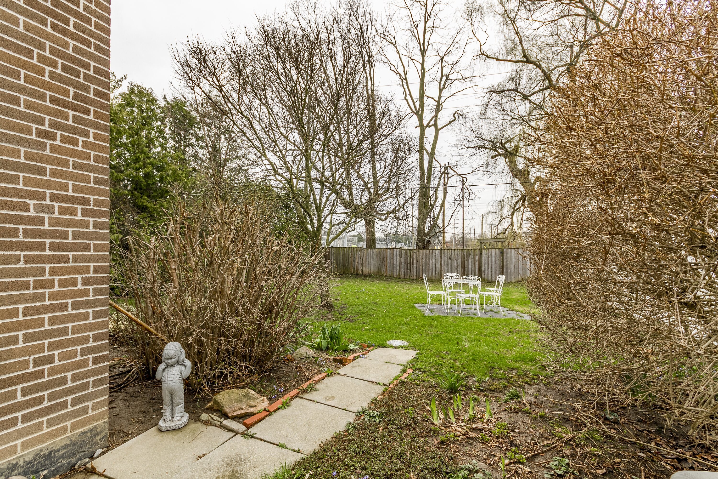  Hillcrest Village - 物件實景