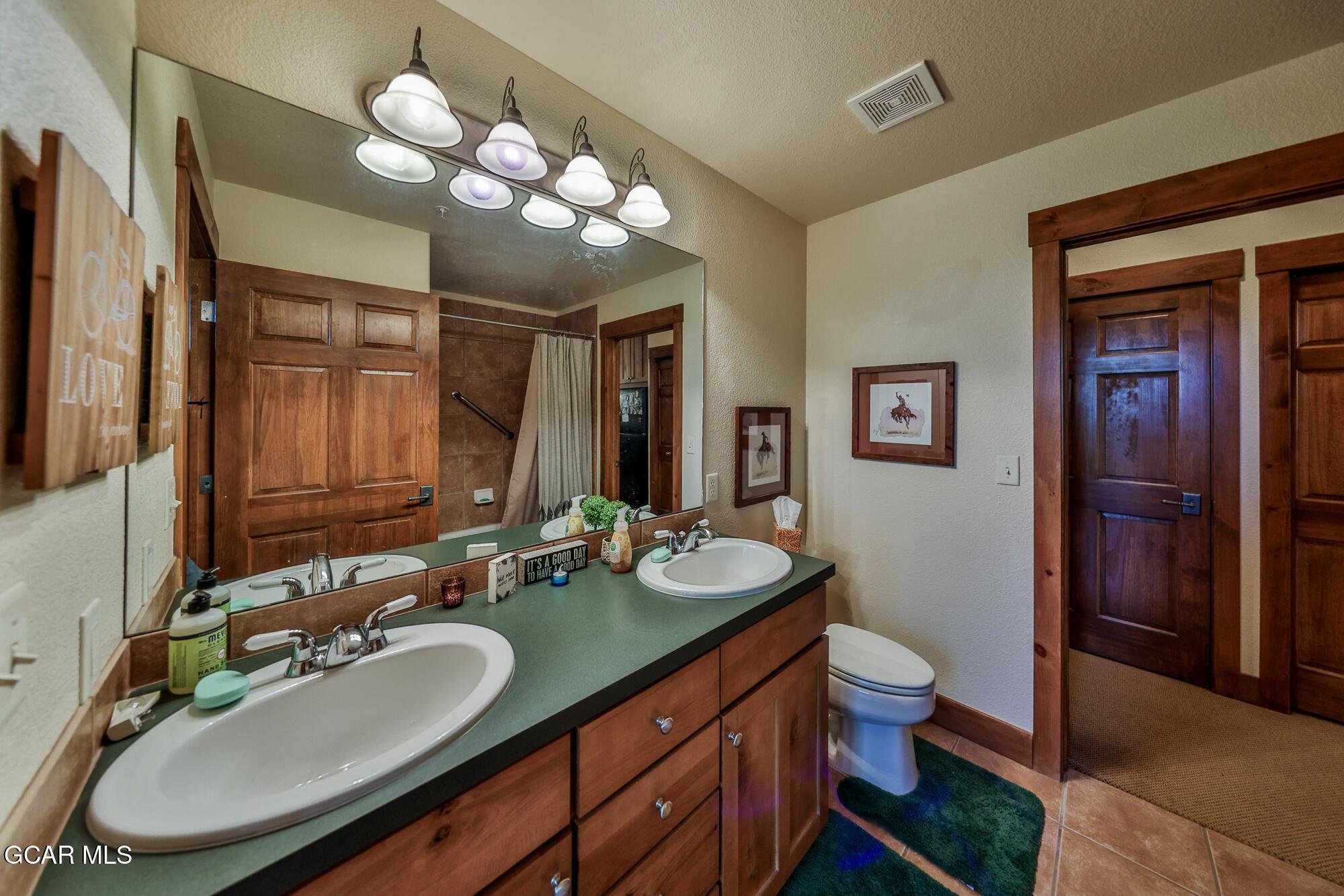 Granby, Colorado, 80446, United States, 2 Bedrooms Bedrooms, ,2 BathroomsBathrooms,Residential,For Sale,1847908